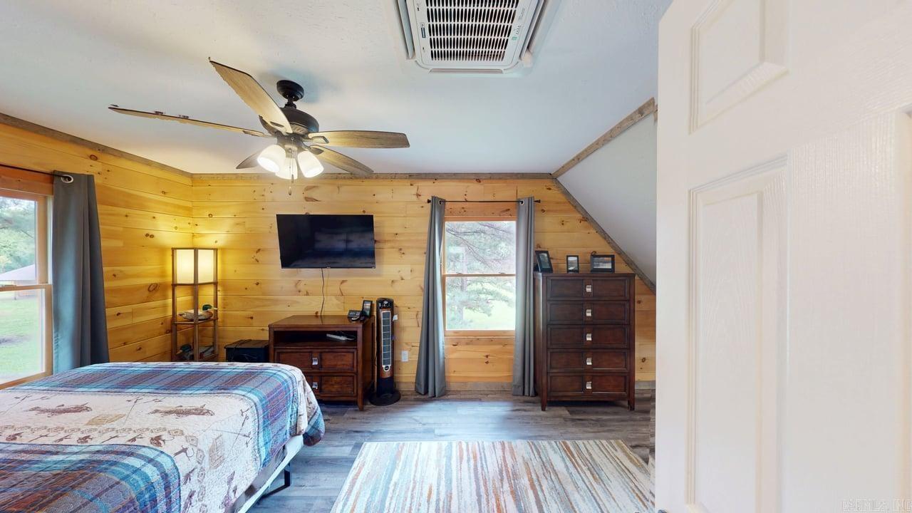 SWINGING BRIDGE - Residential