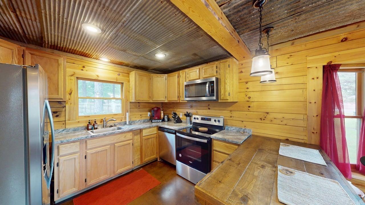 SWINGING BRIDGE - Residential