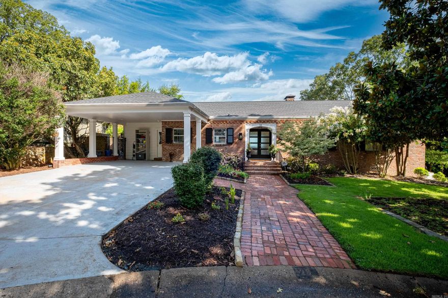 Welcome to 28 Scenic Point, a lovely Heights home. This property boast 4 bedrooms and 3.5 baths, renovated layout, with premium finishes covering all of the important details. Some updates include a new custom kitchen, stainless appliances, and primary bathroom full rejuvenation (with heated floors!).You will feel very private and secluded on this little cul-de-sac, and yet all of the conveniences of the Heights are just minutes away. In addition to the spectacular updates, you are greeted by breathtaking views of the Arkansas River and Pinnacle Mountain. Windows, windows, windows...across the entire back of the home. Honestly, the photos just don't quite capture how amazing the views are! I don't think you will regret taking a look at this beauty! Come see if it's right for you! * Agents, please see confidential remarks.