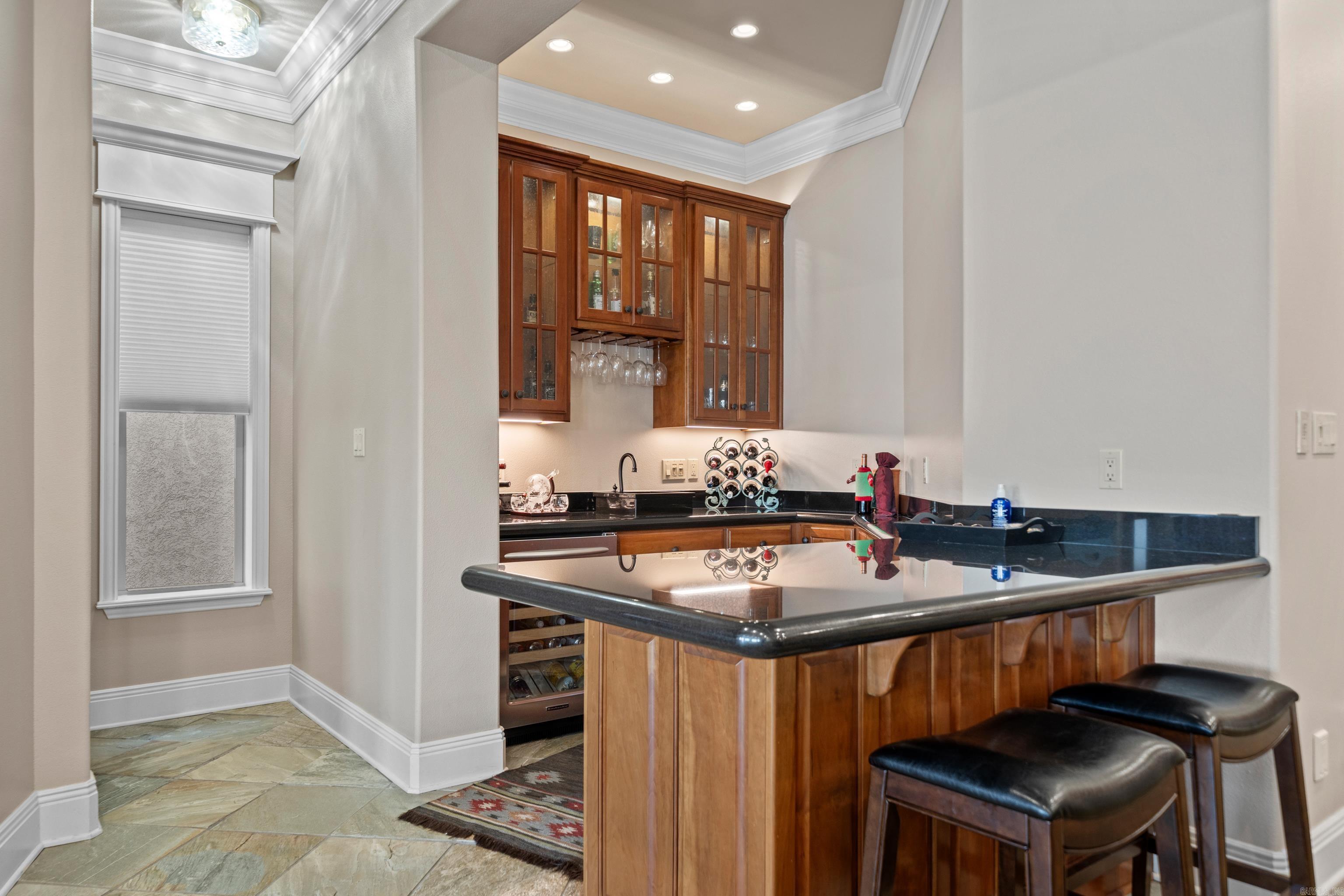 PARADISE LAKE VILLAGE TOWNHOME - Residential