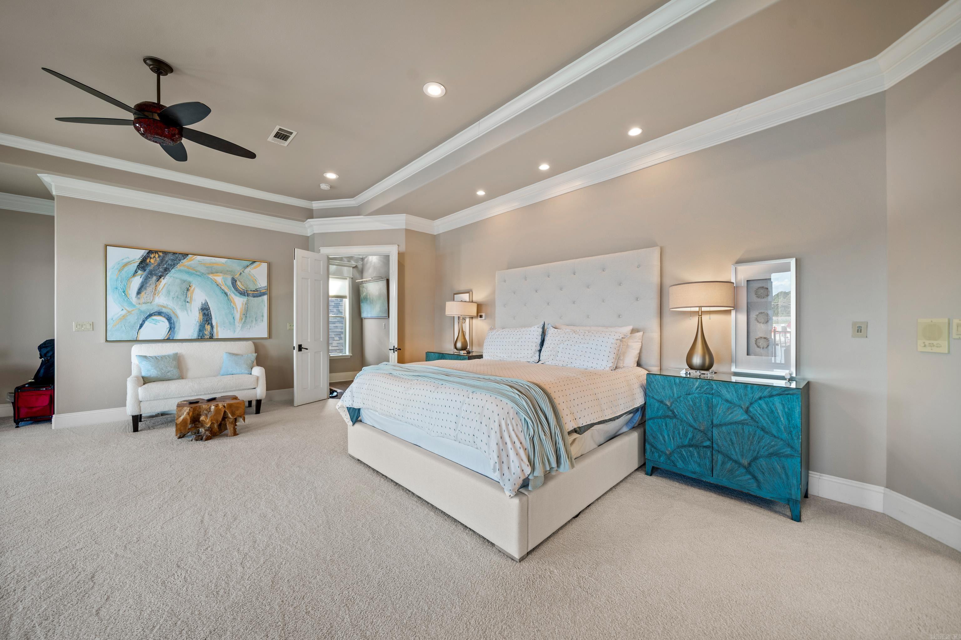 PARADISE LAKE VILLAGE TOWNHOME - Residential