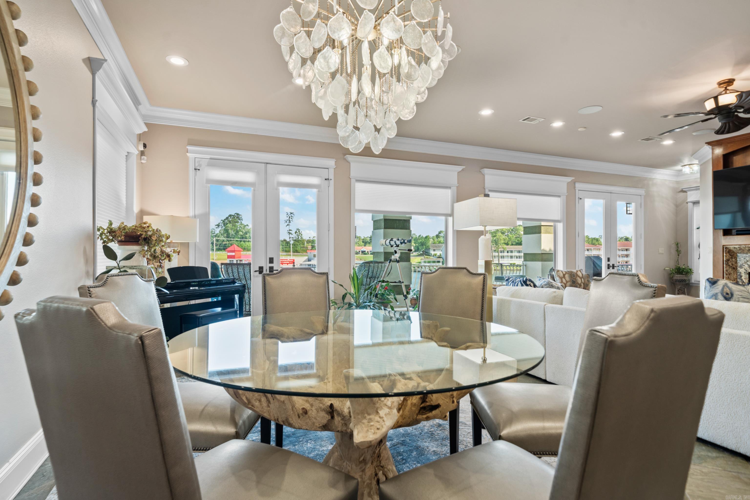 PARADISE LAKE VILLAGE TOWNHOME - Residential