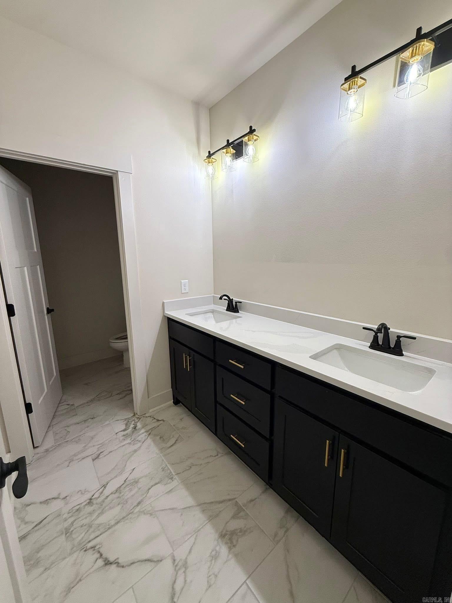 PLANTATION HILLS - Residential