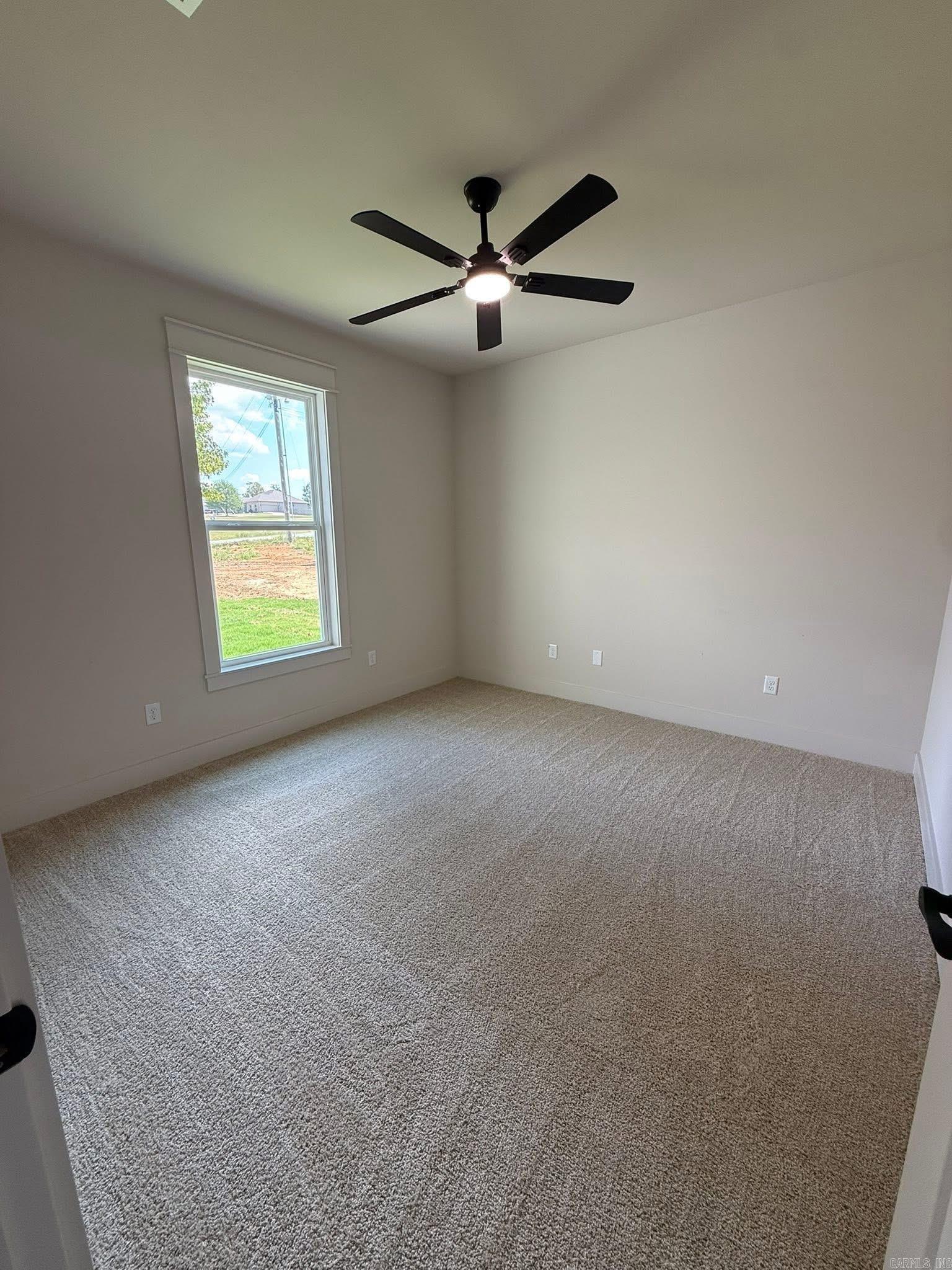 PLANTATION HILLS - Residential