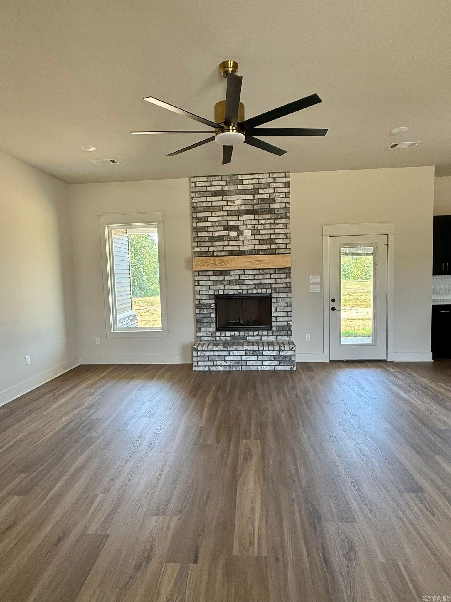 PLANTATION HILLS - Residential