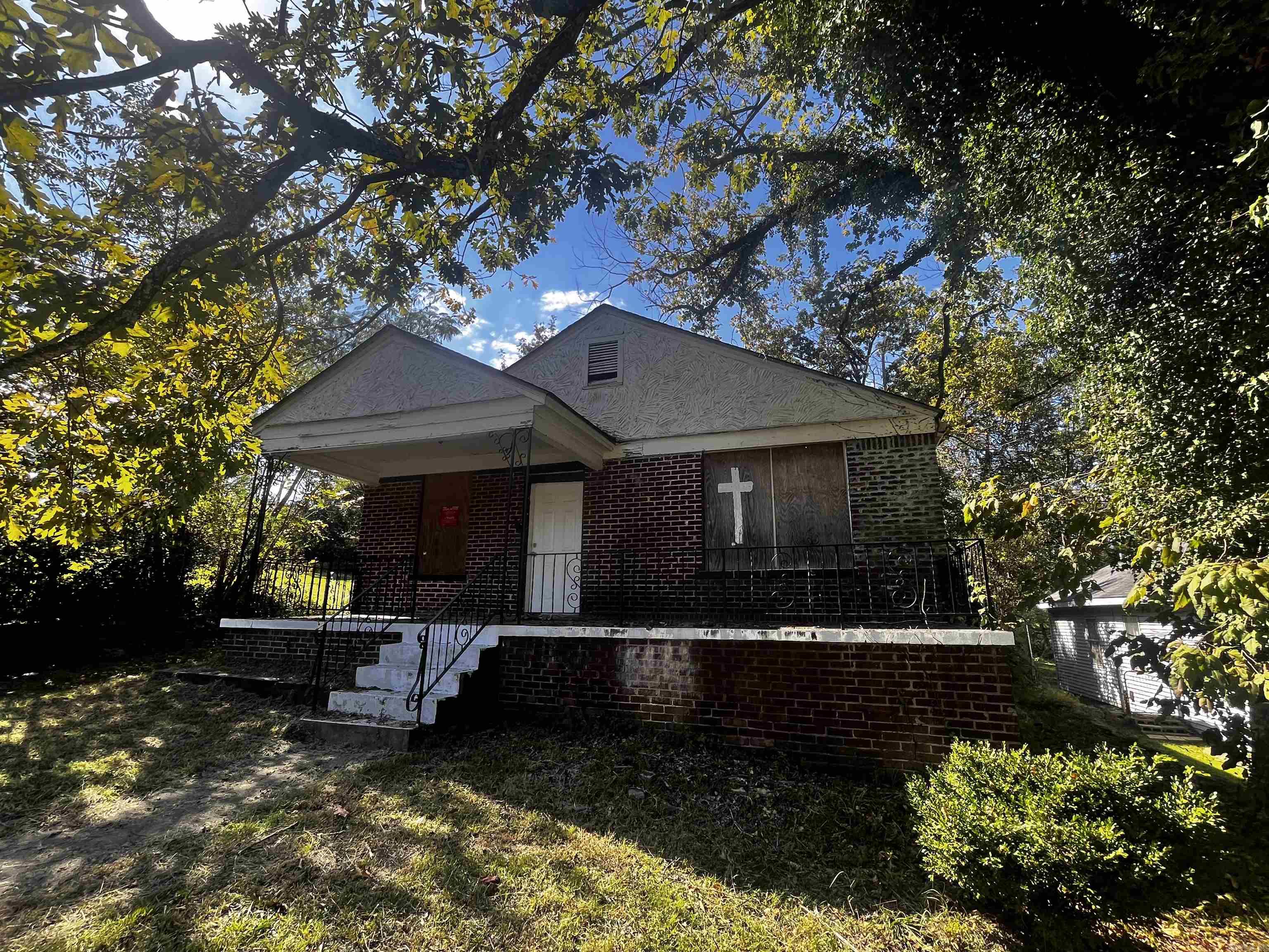 CHICKASAW PLACE - Residential
