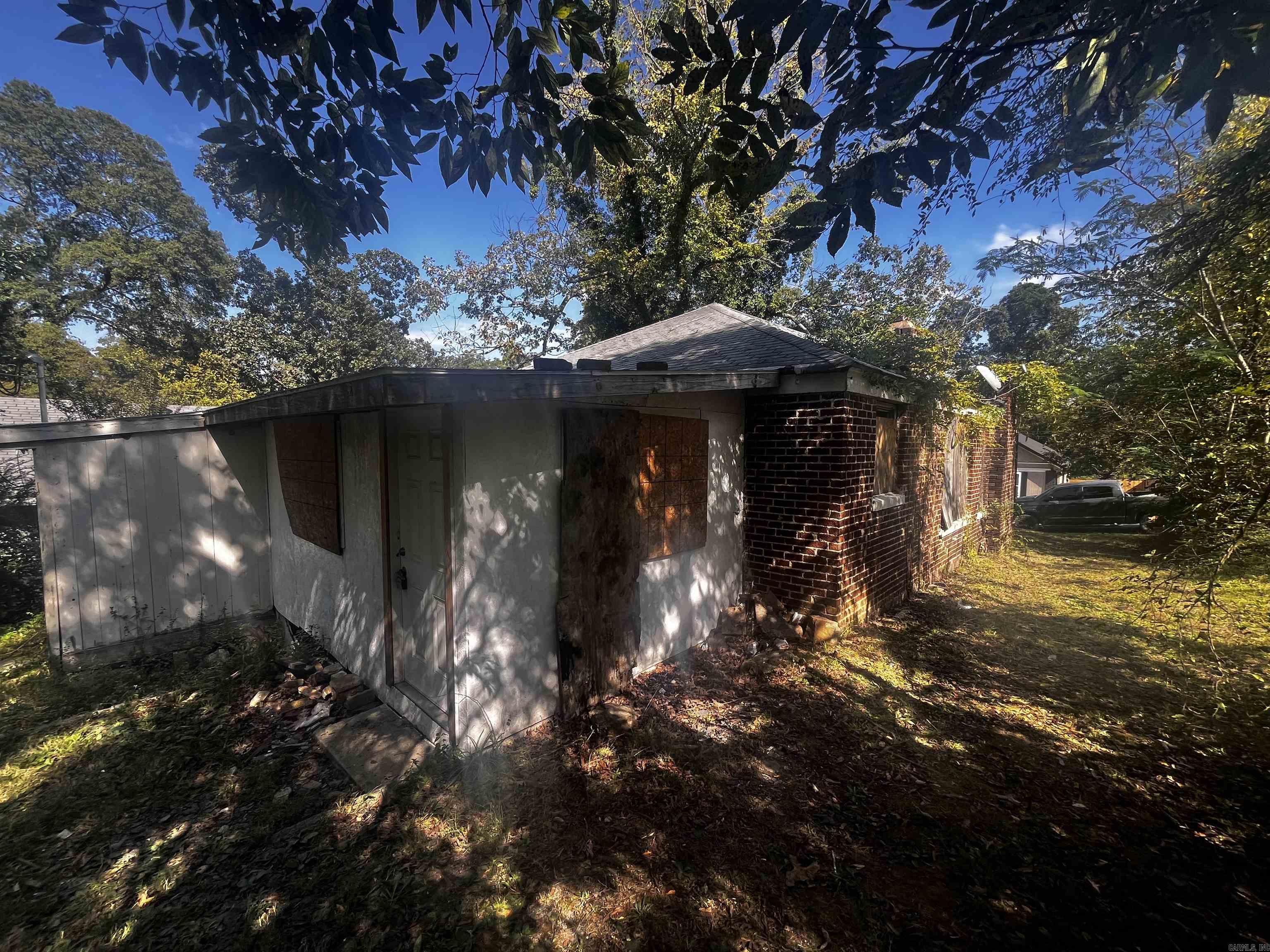 CHICKASAW PLACE - Residential