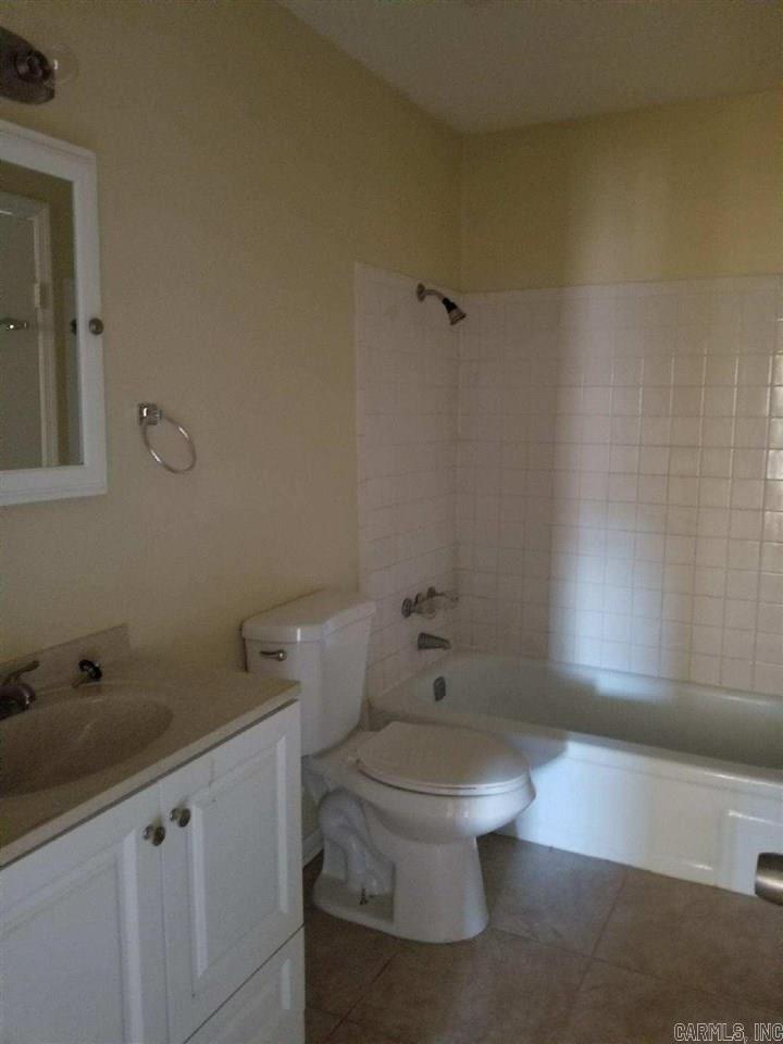 Reservoir - Residential Lease