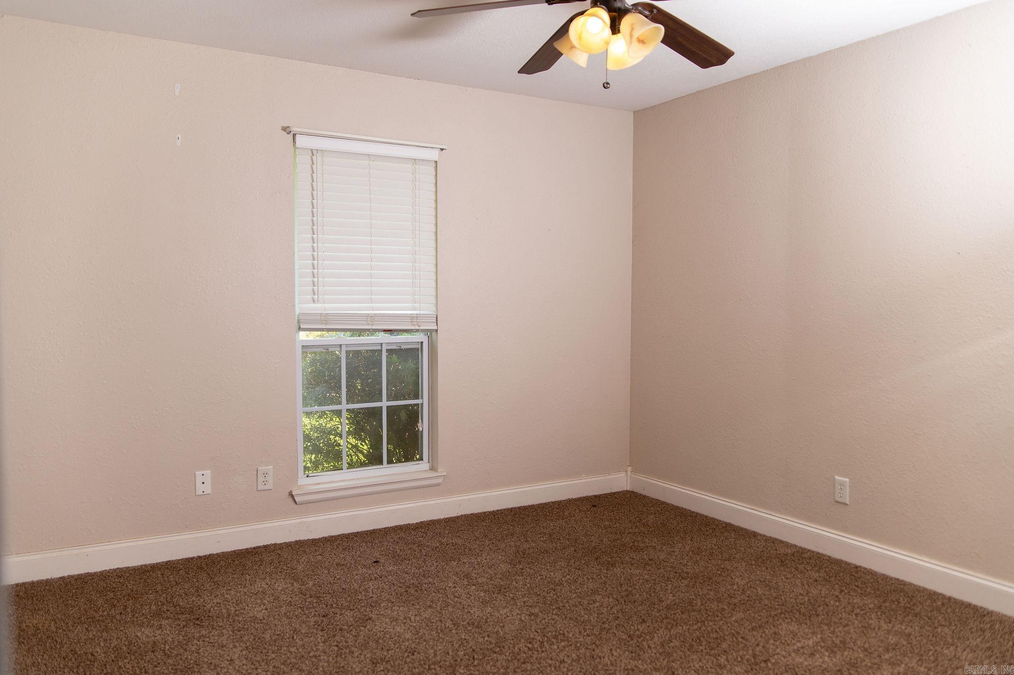 GREEN ACRES - Residential