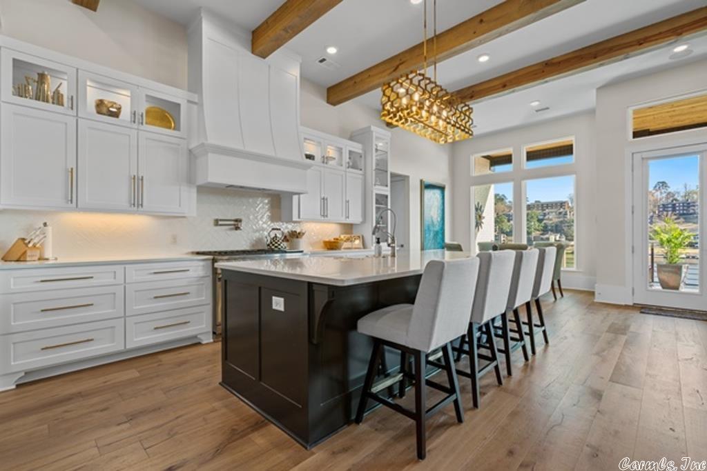 Point on Wilson Point - Residential