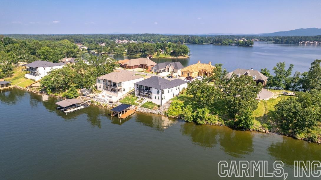 Point on Wilson Point - Residential