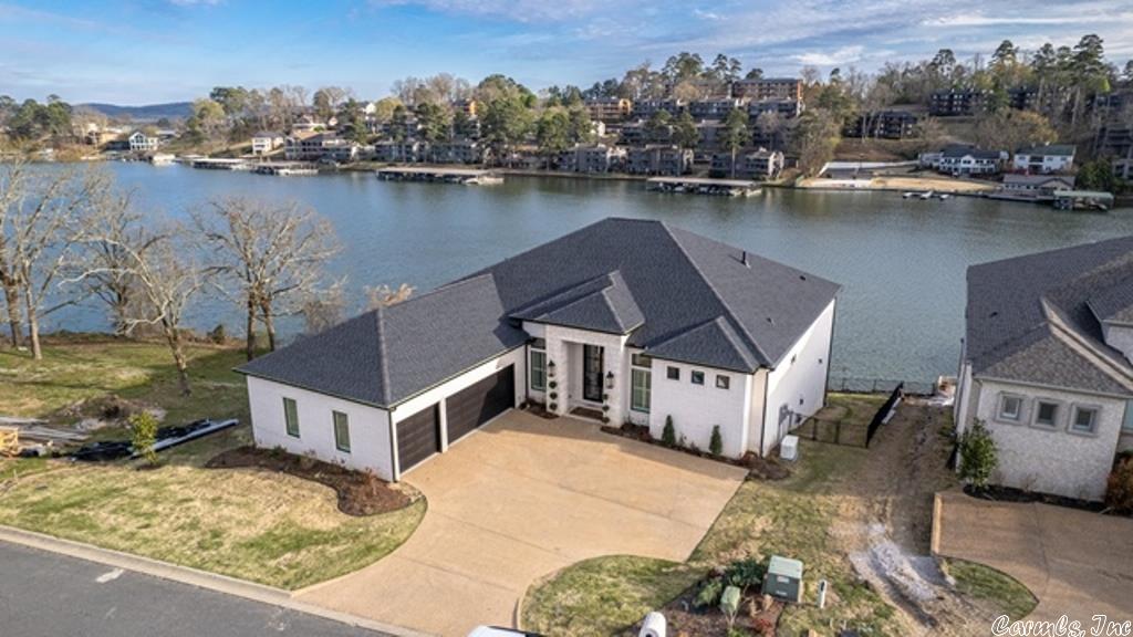 Point on Wilson Point - Residential
