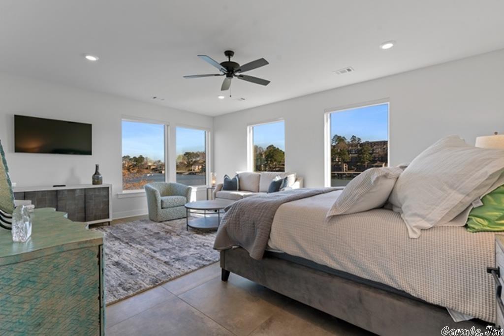 Point on Wilson Point - Residential