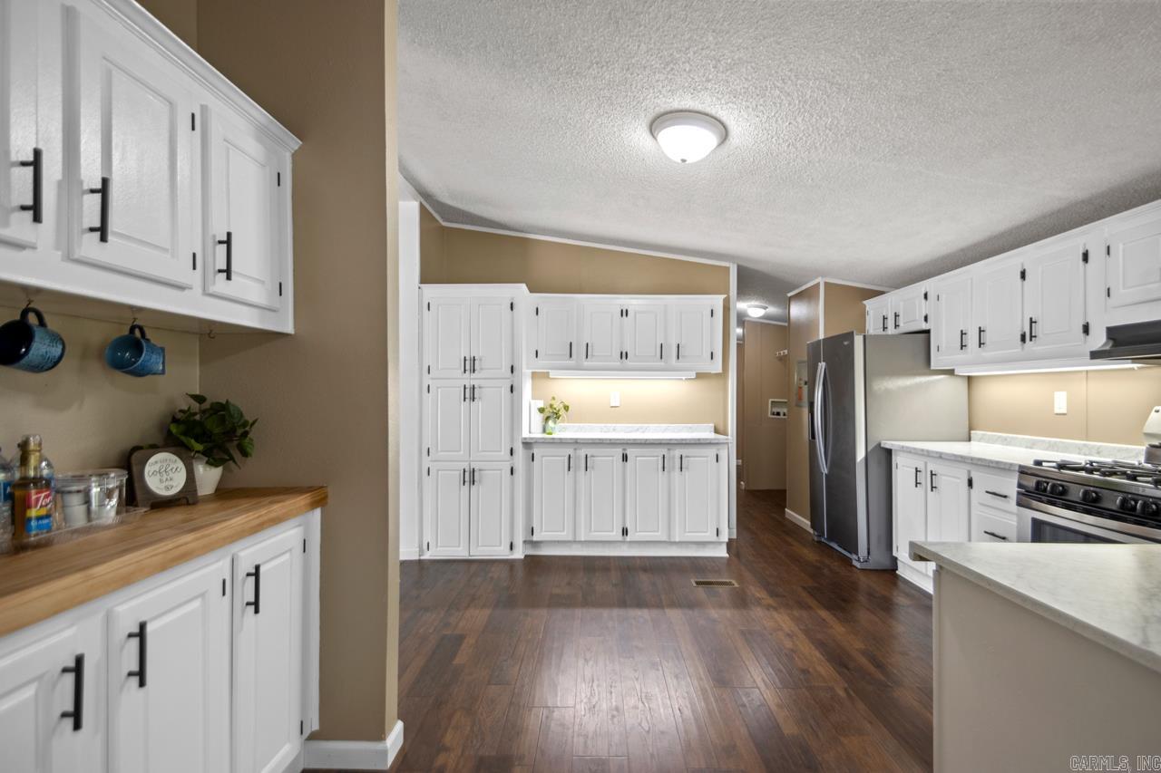 PINE RIDGE - Residential