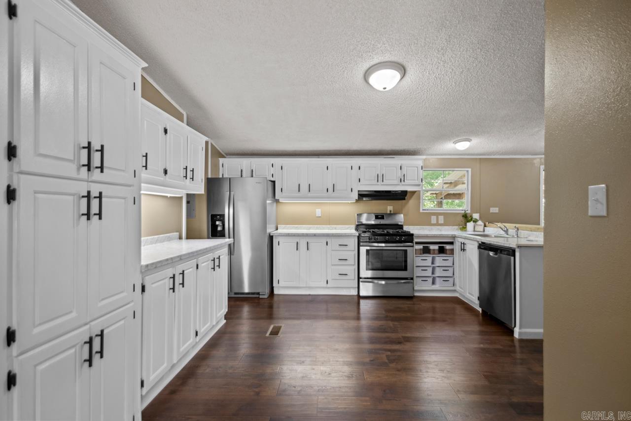 PINE RIDGE - Residential