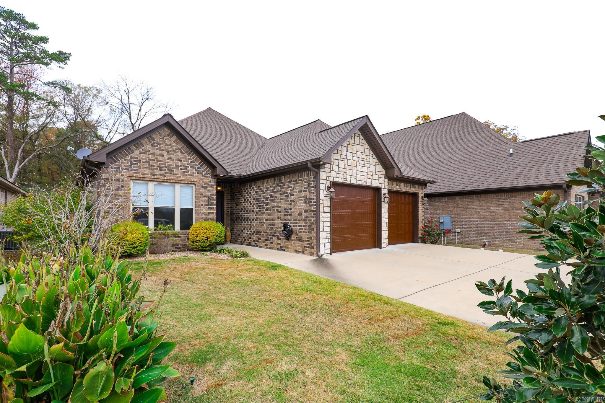 HURRICANE LAKE VILLA ESTATES - Residential