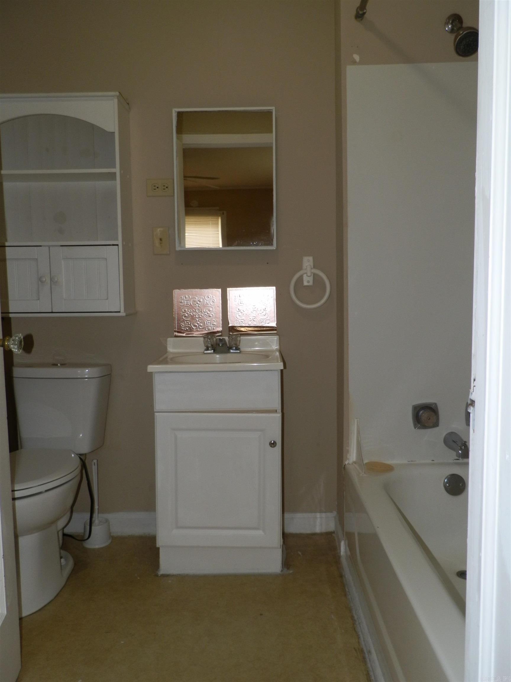 Culvers & Taylors - Residential Lease