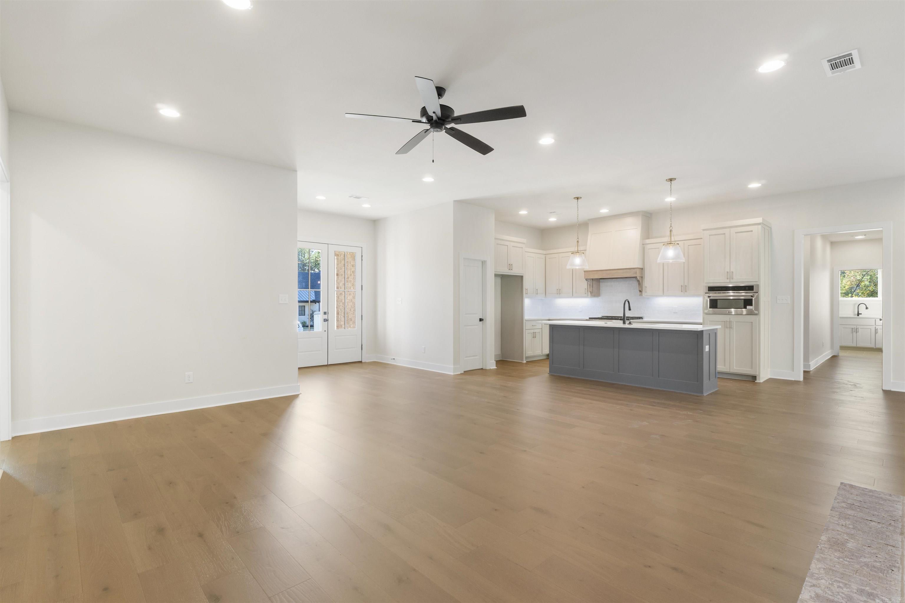 CHARLESTON PLACE SUBDIVISION - Residential