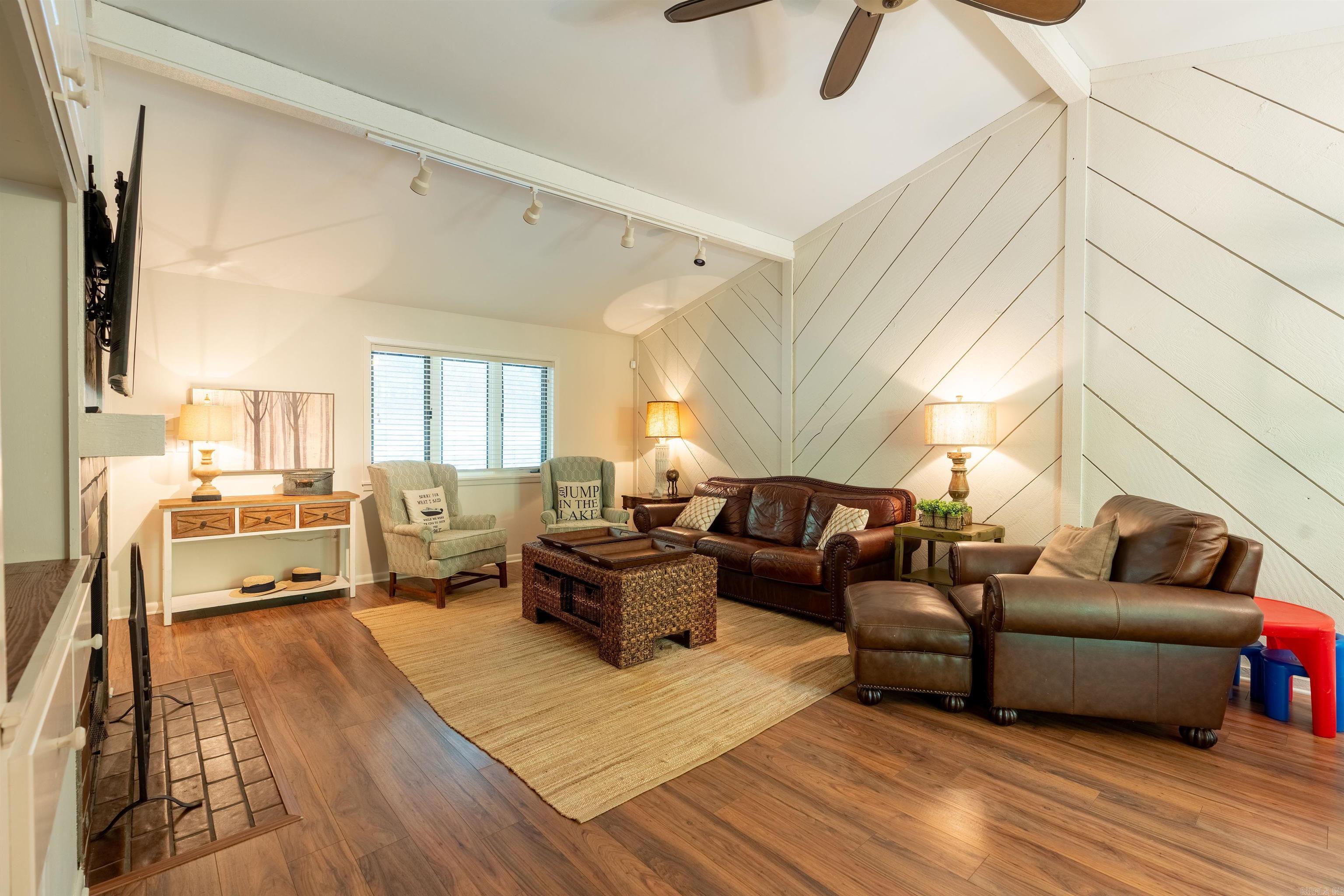 Eden Isle-Ridgewood - Residential