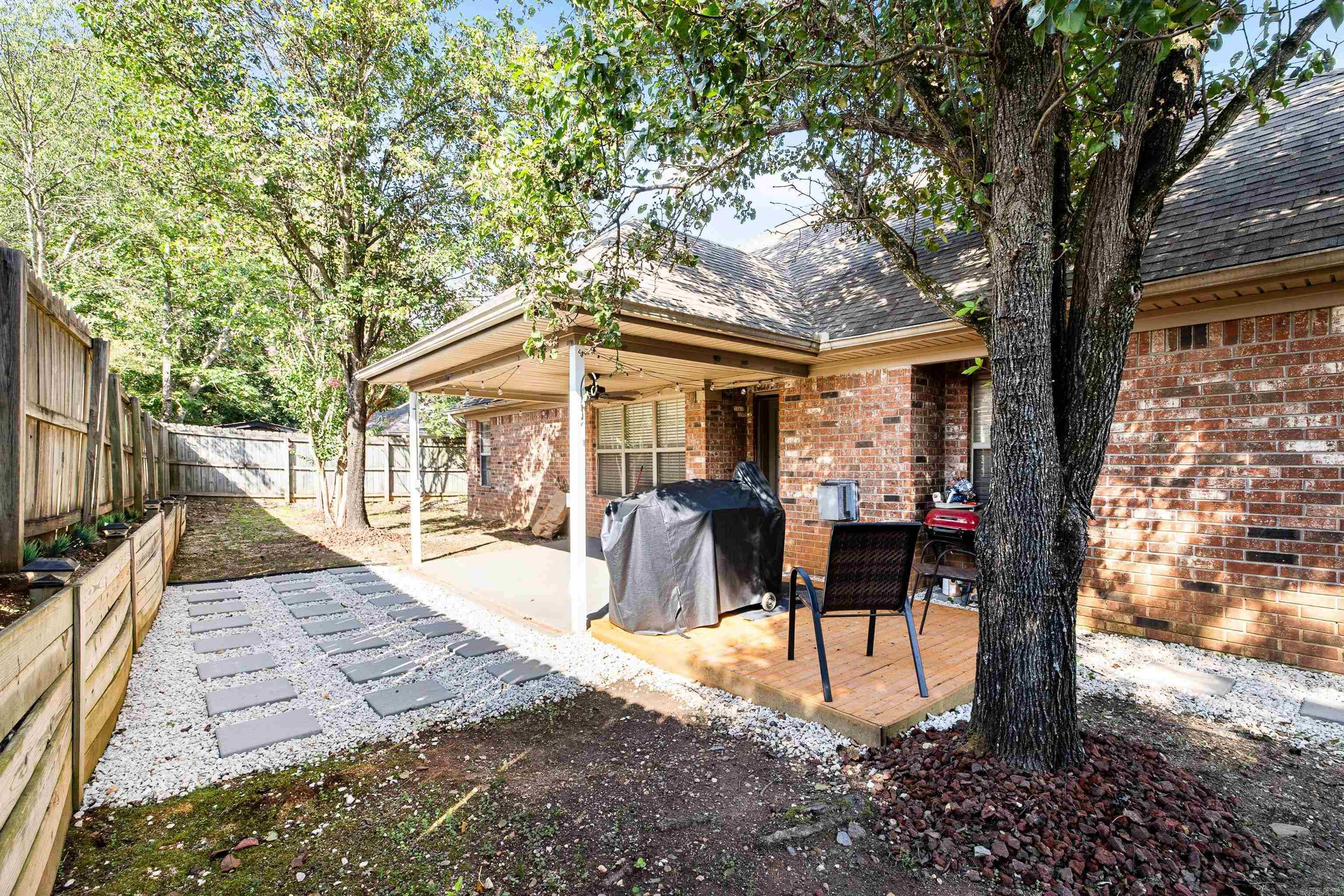 RIVER OAKS VILLAGE - Residential