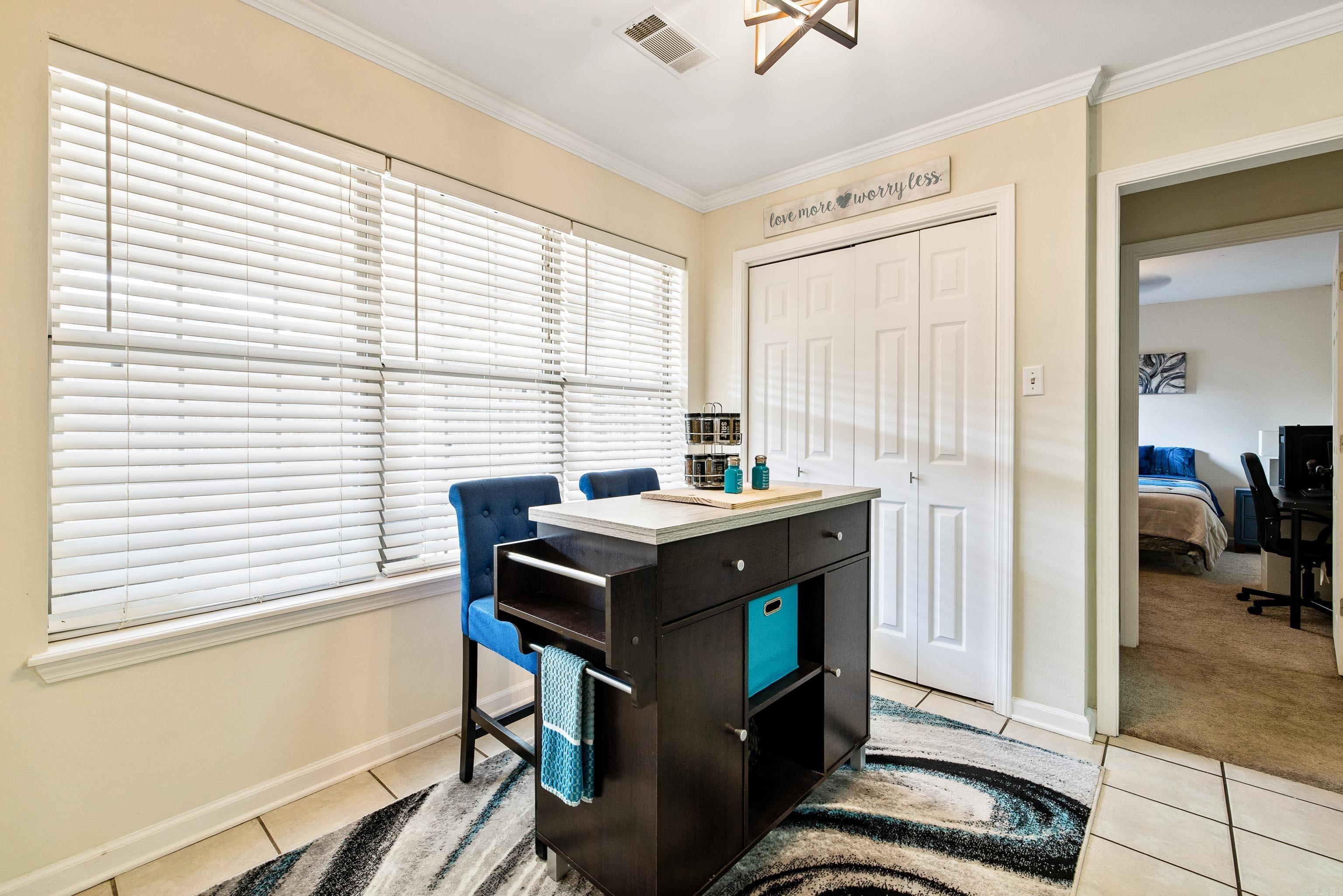 RIVER OAKS VILLAGE - Residential