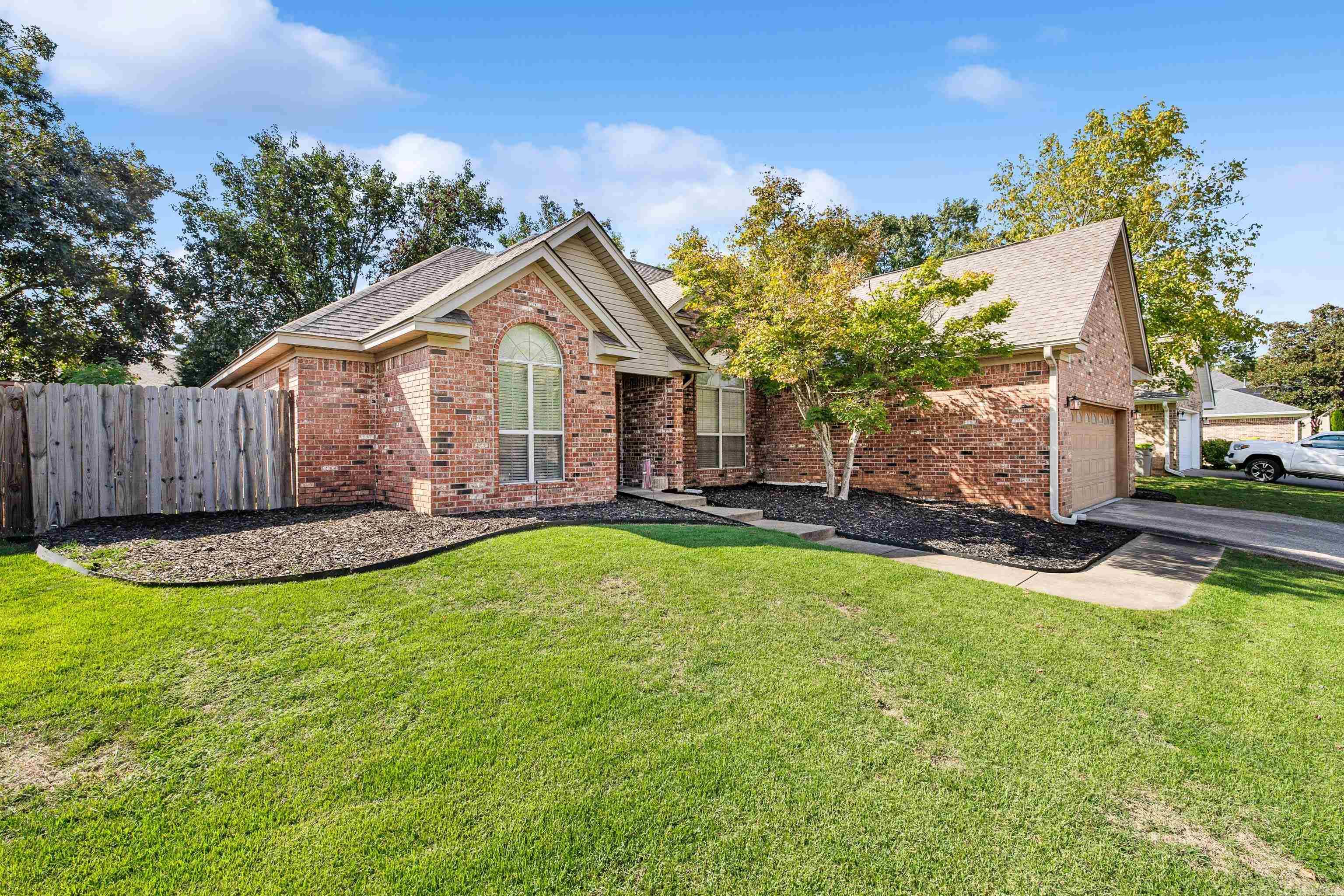 RIVER OAKS VILLAGE - Residential