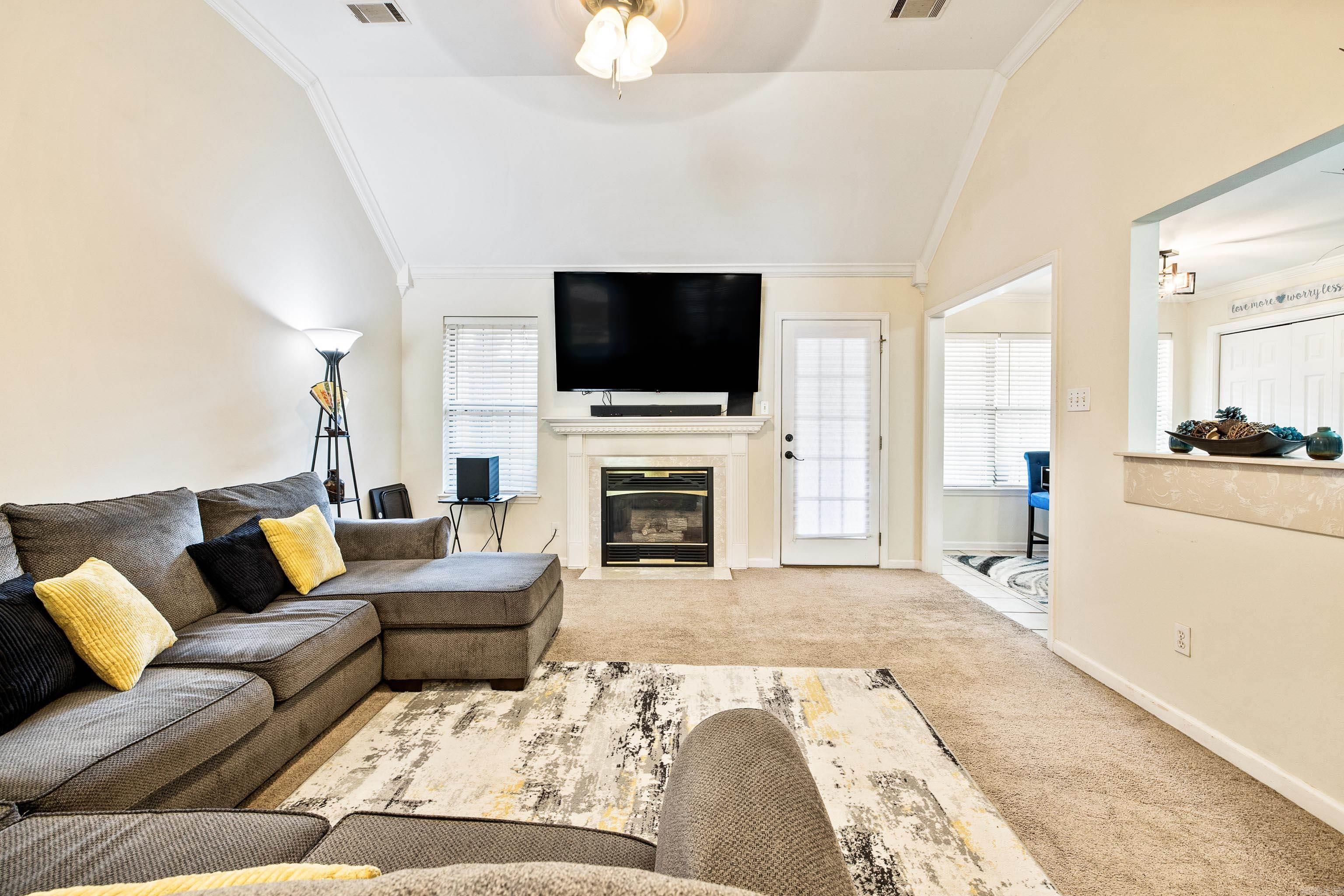 RIVER OAKS VILLAGE - Residential