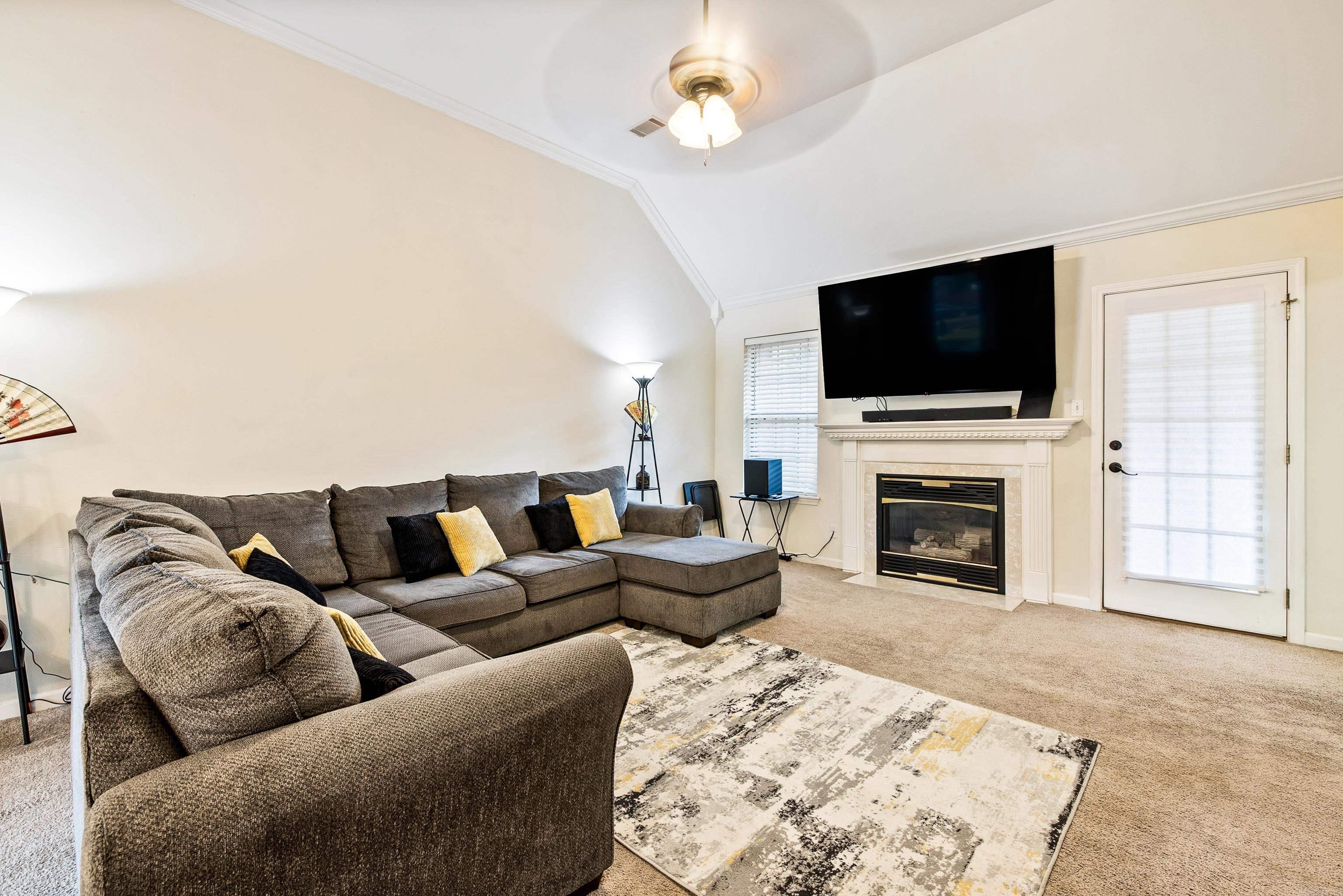RIVER OAKS VILLAGE - Residential