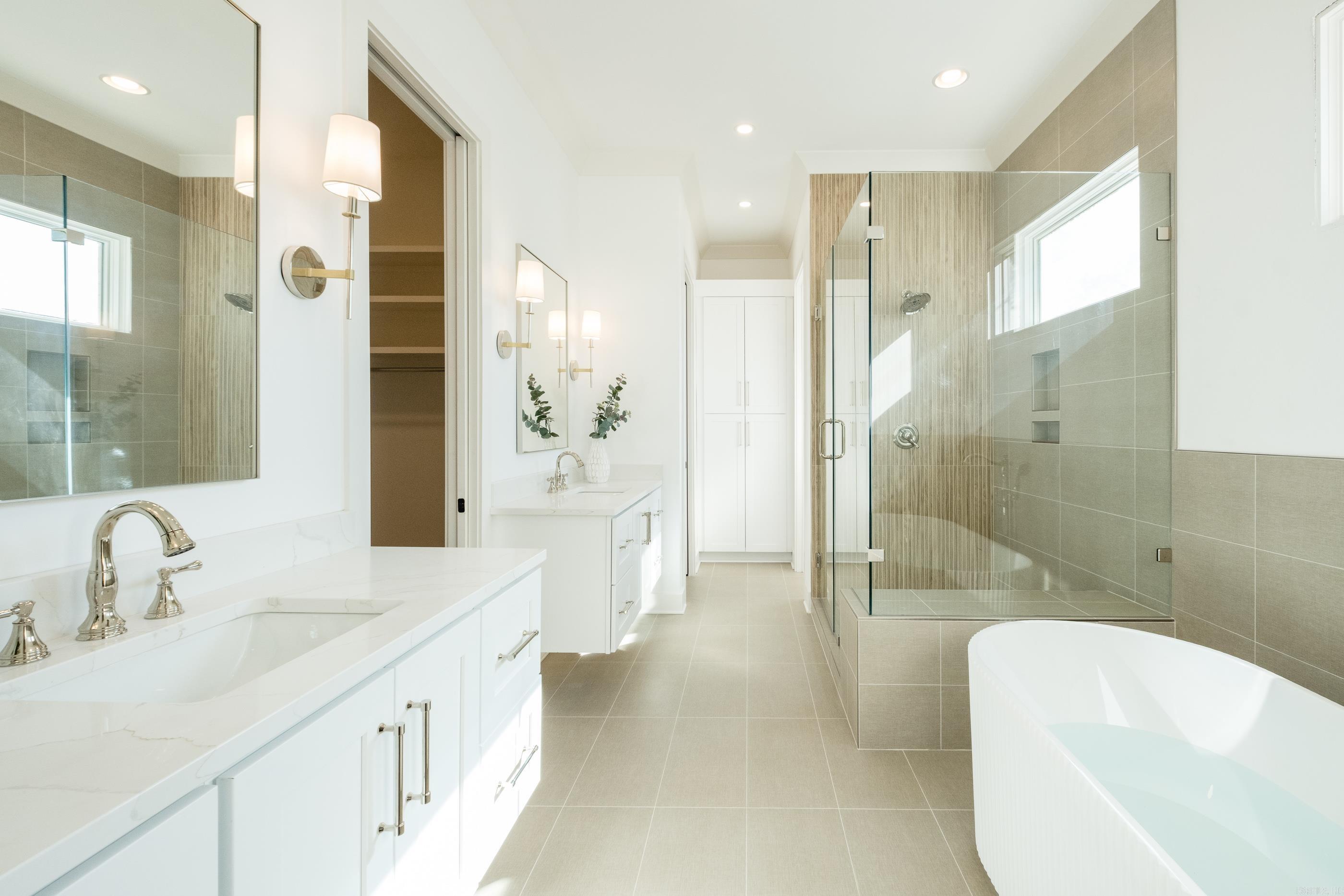 KINGWOOD PLACE - Residential