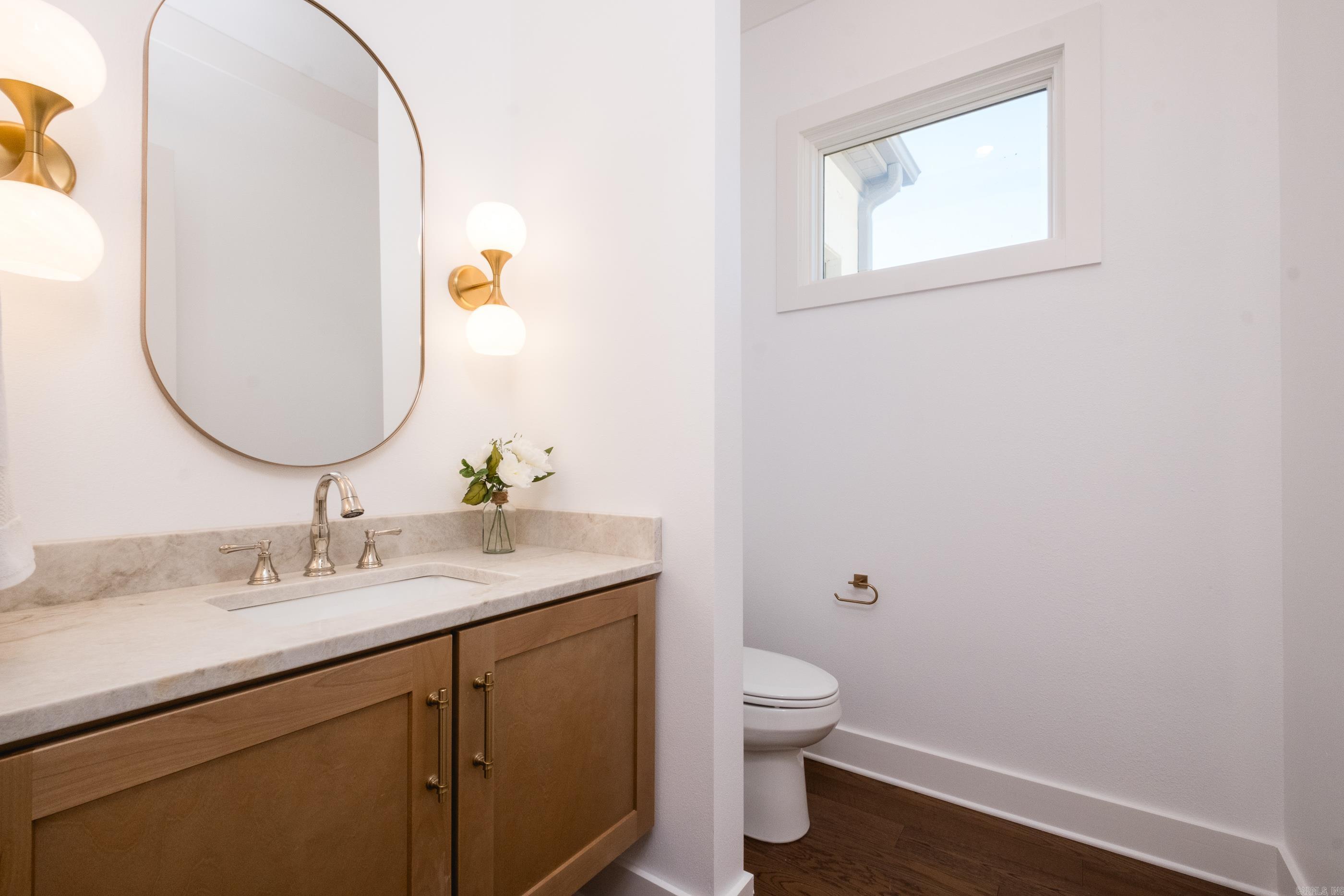 KINGWOOD PLACE - Residential