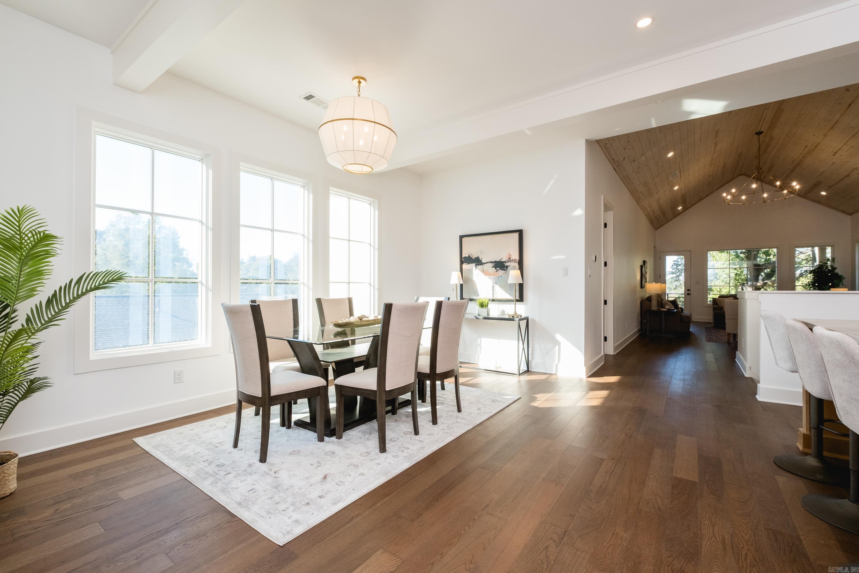 KINGWOOD PLACE - Residential