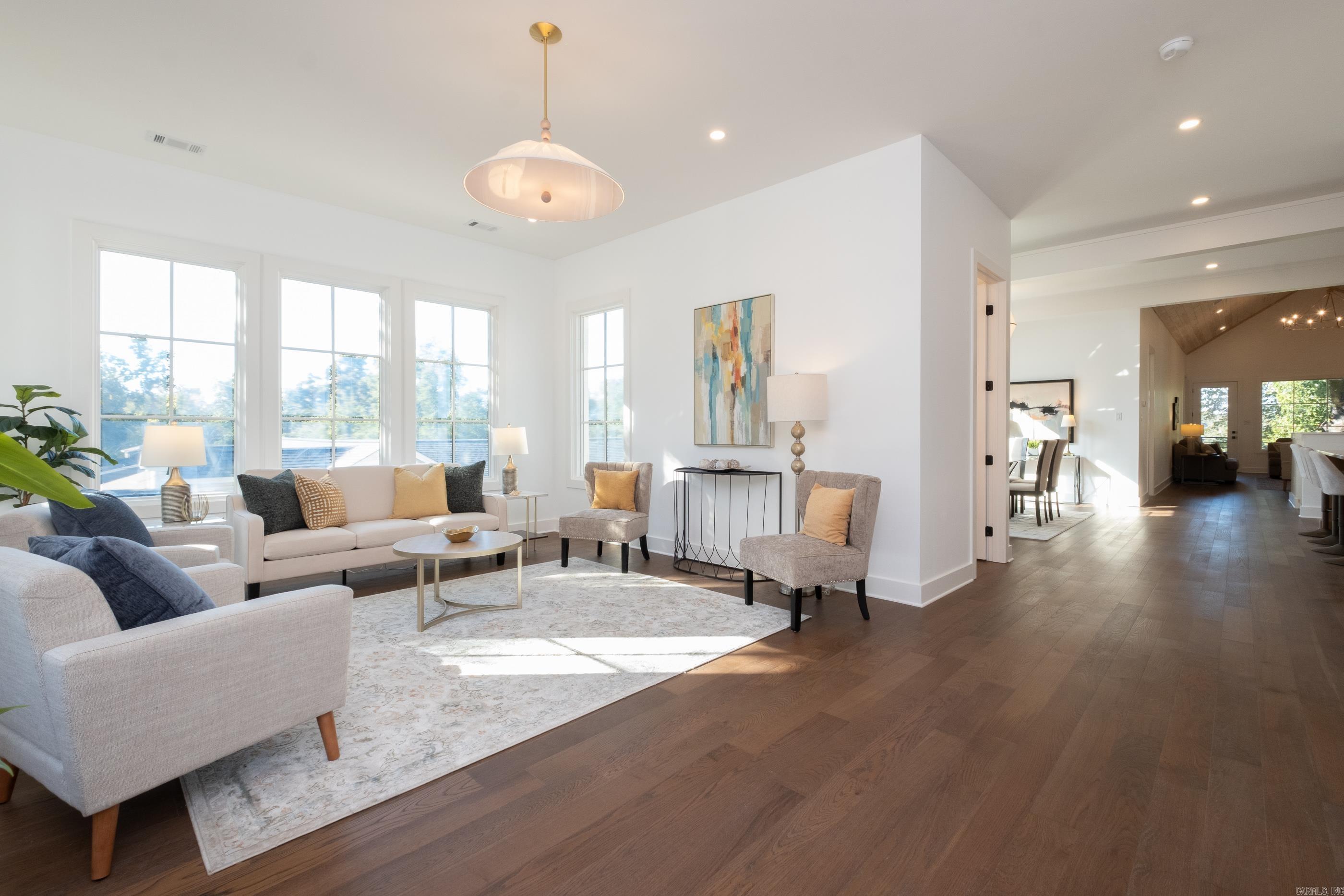 KINGWOOD PLACE - Residential