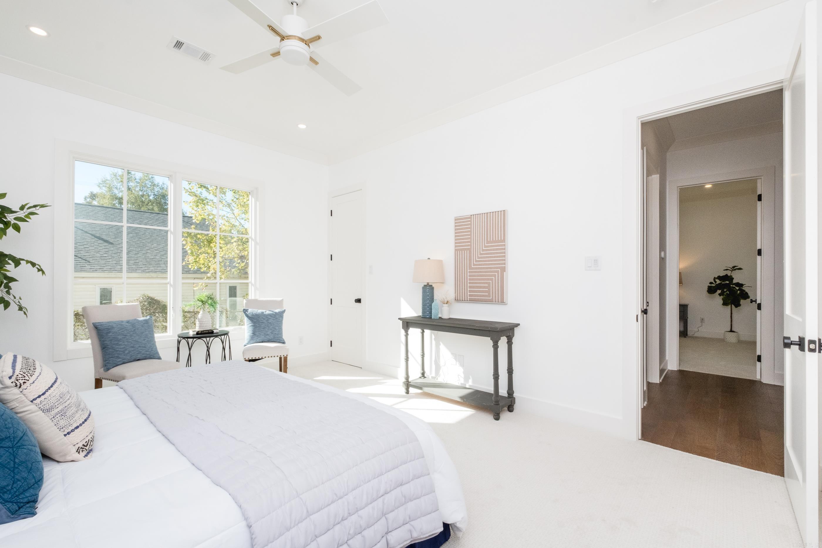 KINGWOOD PLACE - Residential