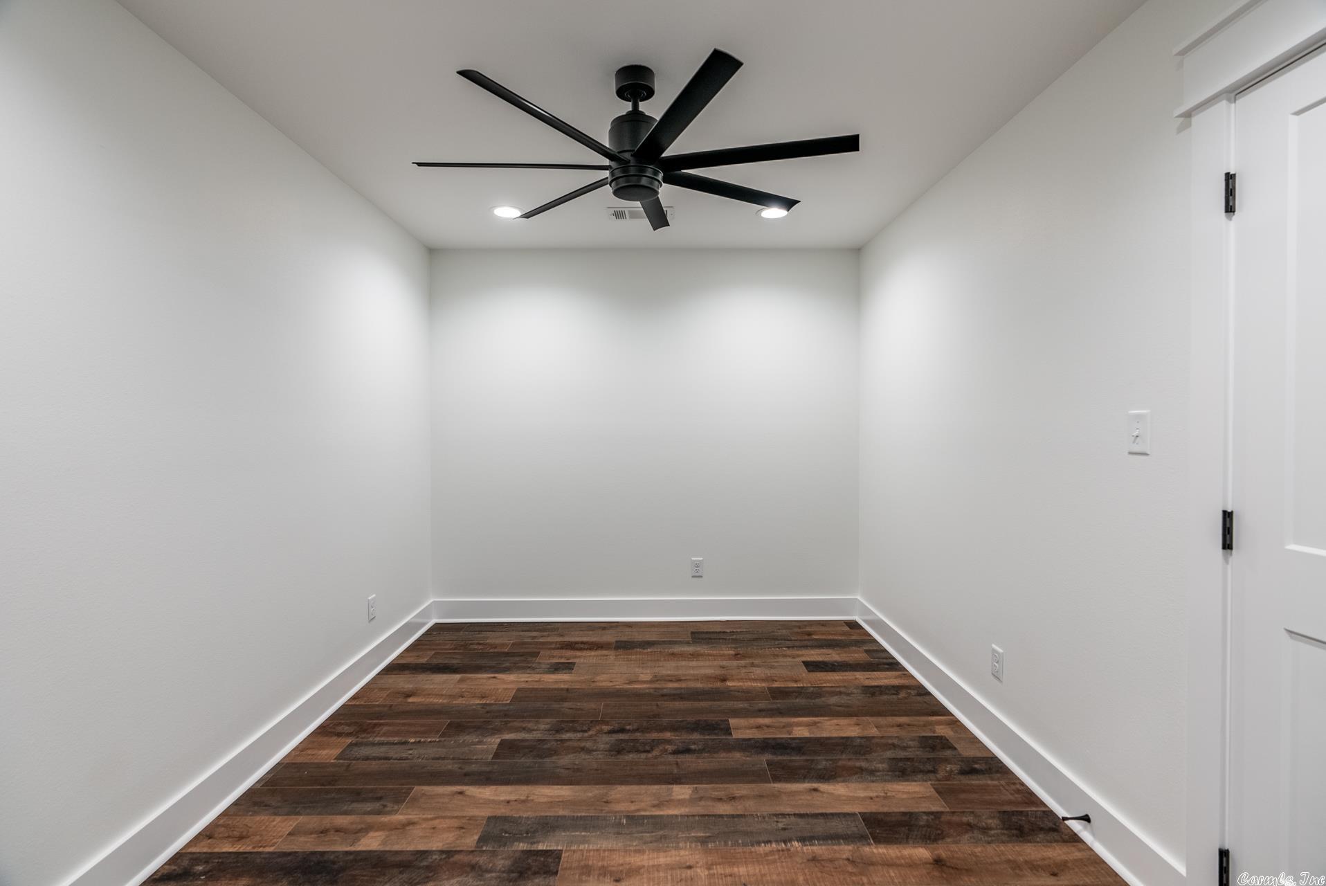 CHENAL VALLEY "FALSTONE COURT" - Residential