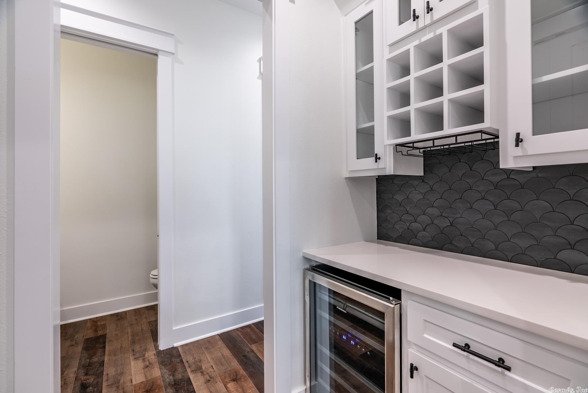 CHENAL VALLEY "FALSTONE COURT" - Residential