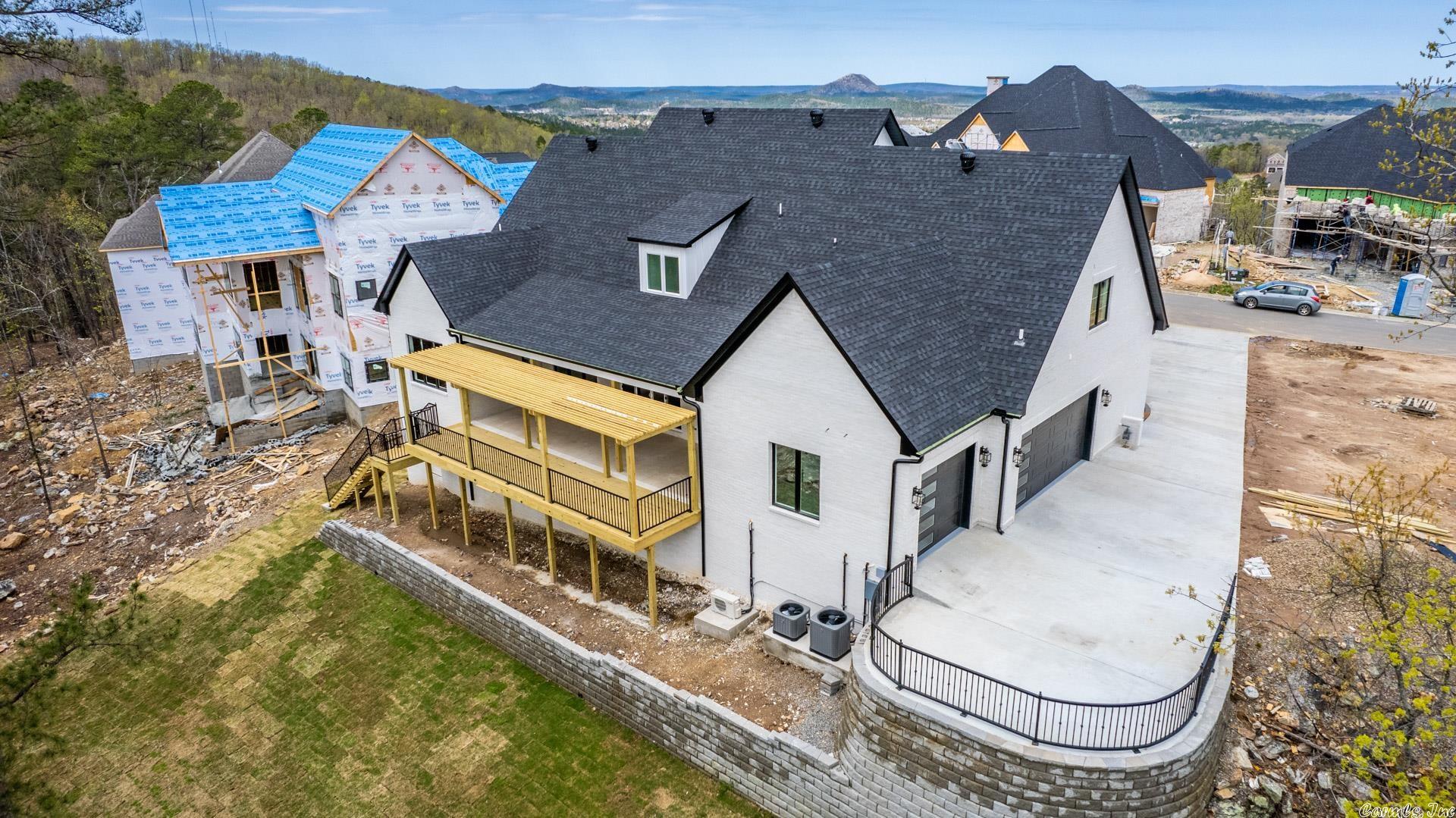 CHENAL VALLEY "FALSTONE COURT" - Residential