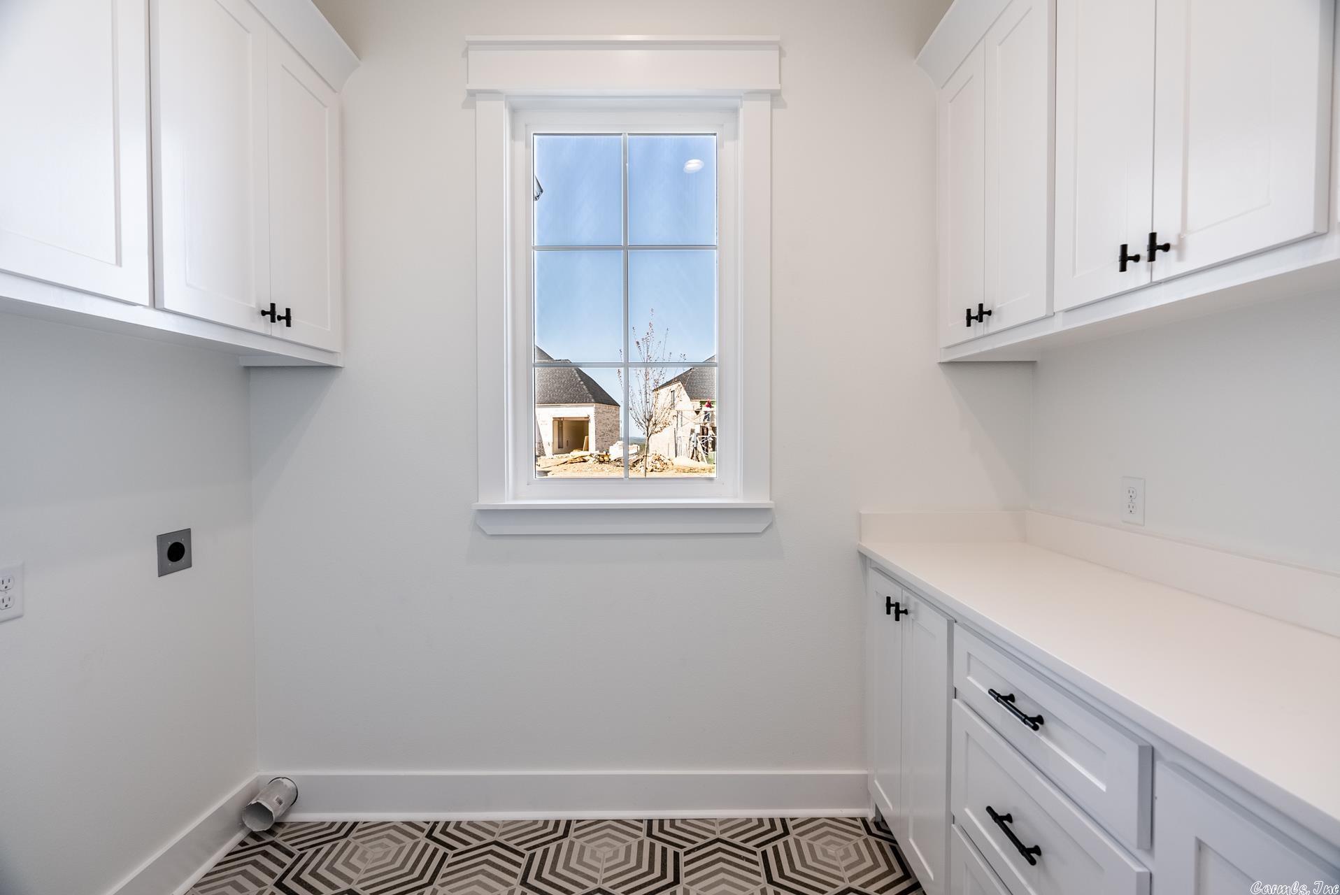 CHENAL VALLEY "FALSTONE COURT" - Residential