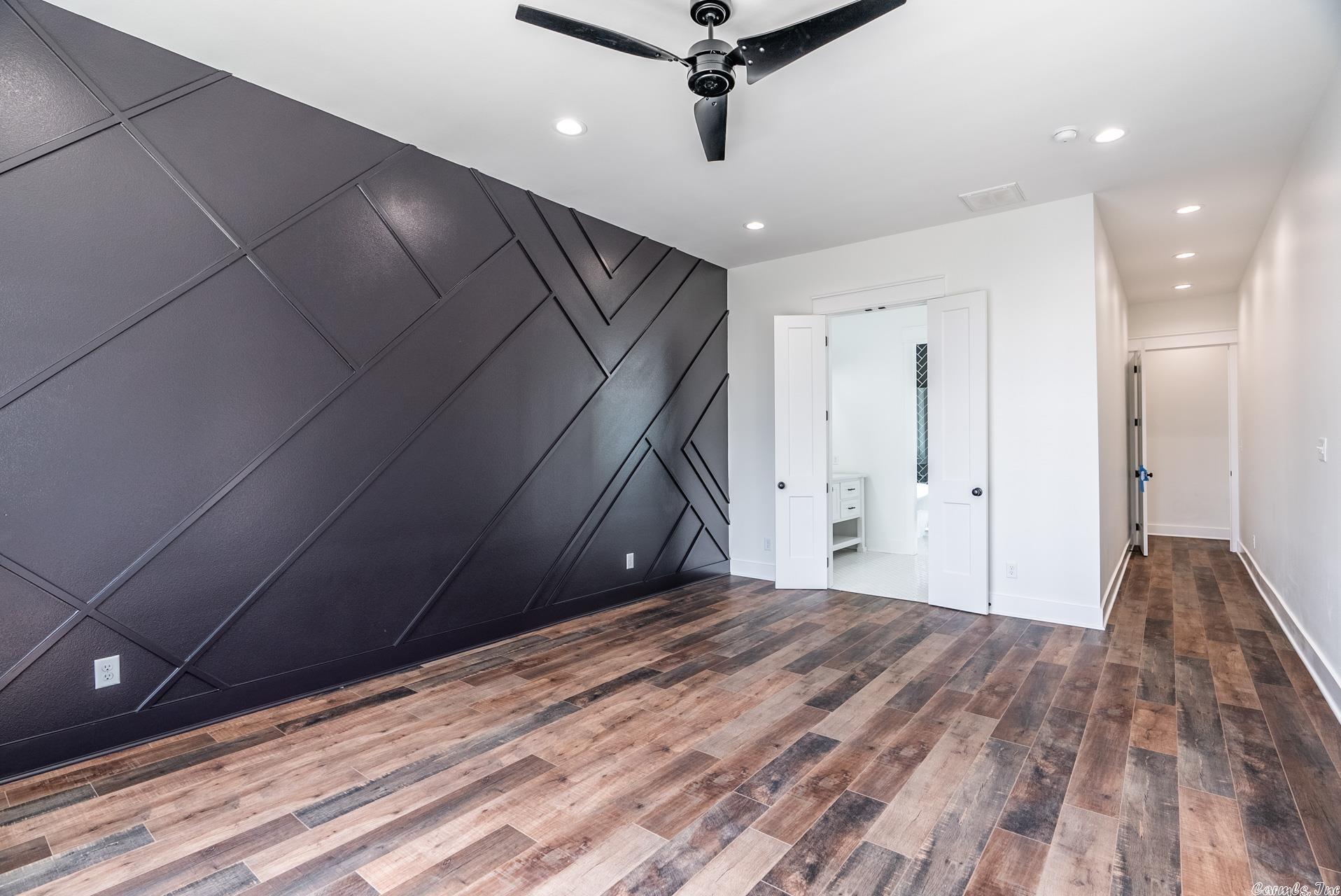 CHENAL VALLEY "FALSTONE COURT" - Residential