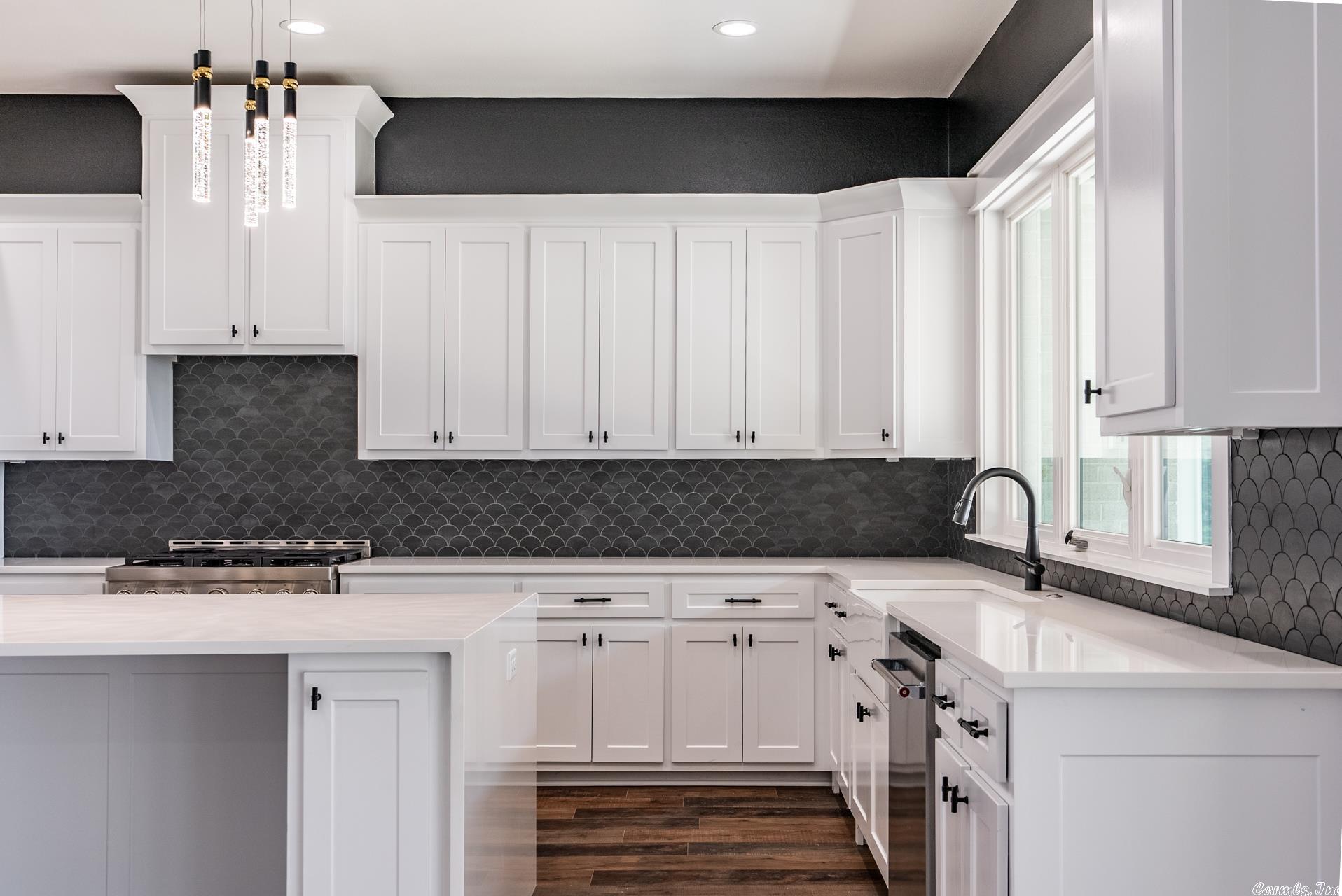 CHENAL VALLEY "FALSTONE COURT" - Residential