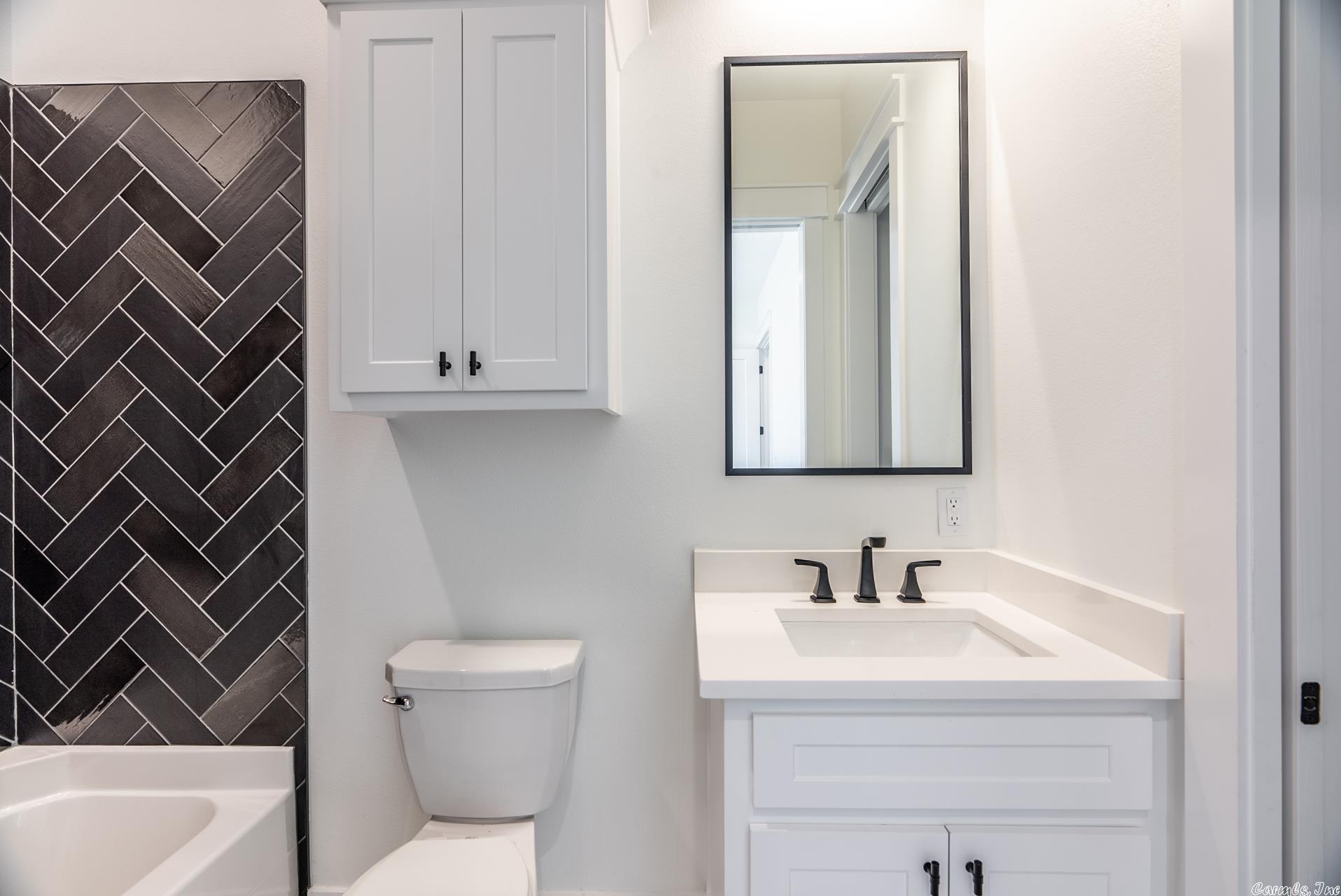 CHENAL VALLEY "FALSTONE COURT" - Residential