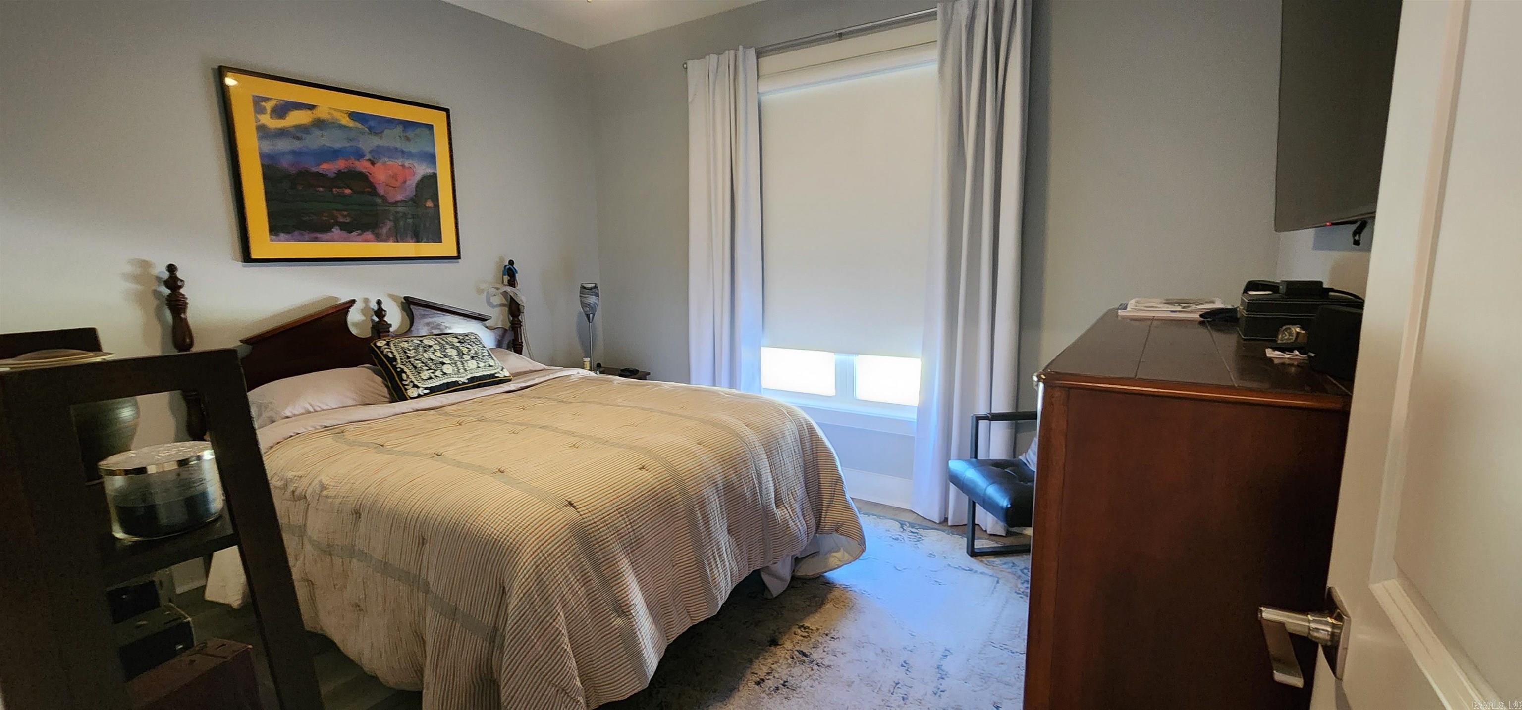 MIDTOWN BRYANT - Residential