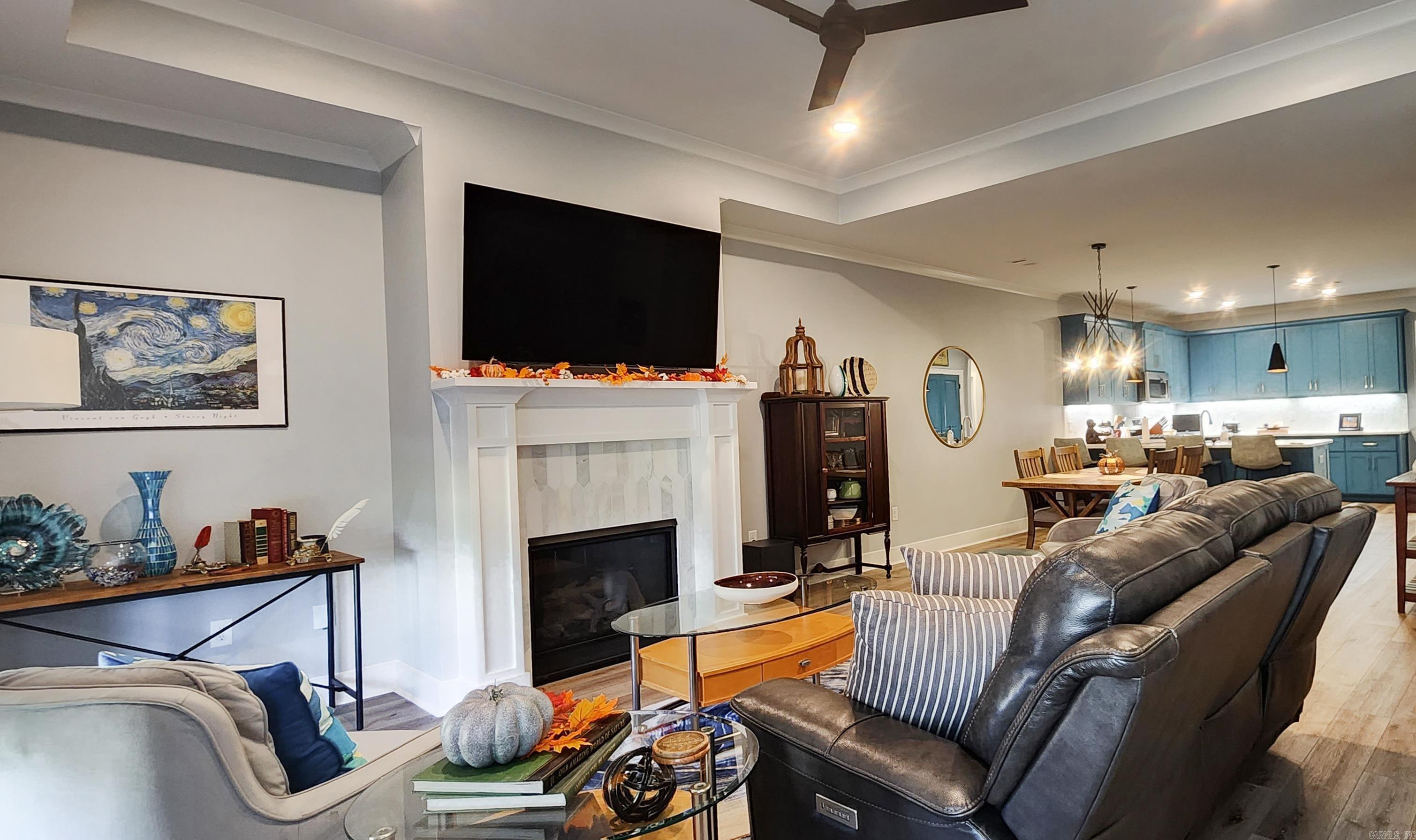 MIDTOWN BRYANT - Residential