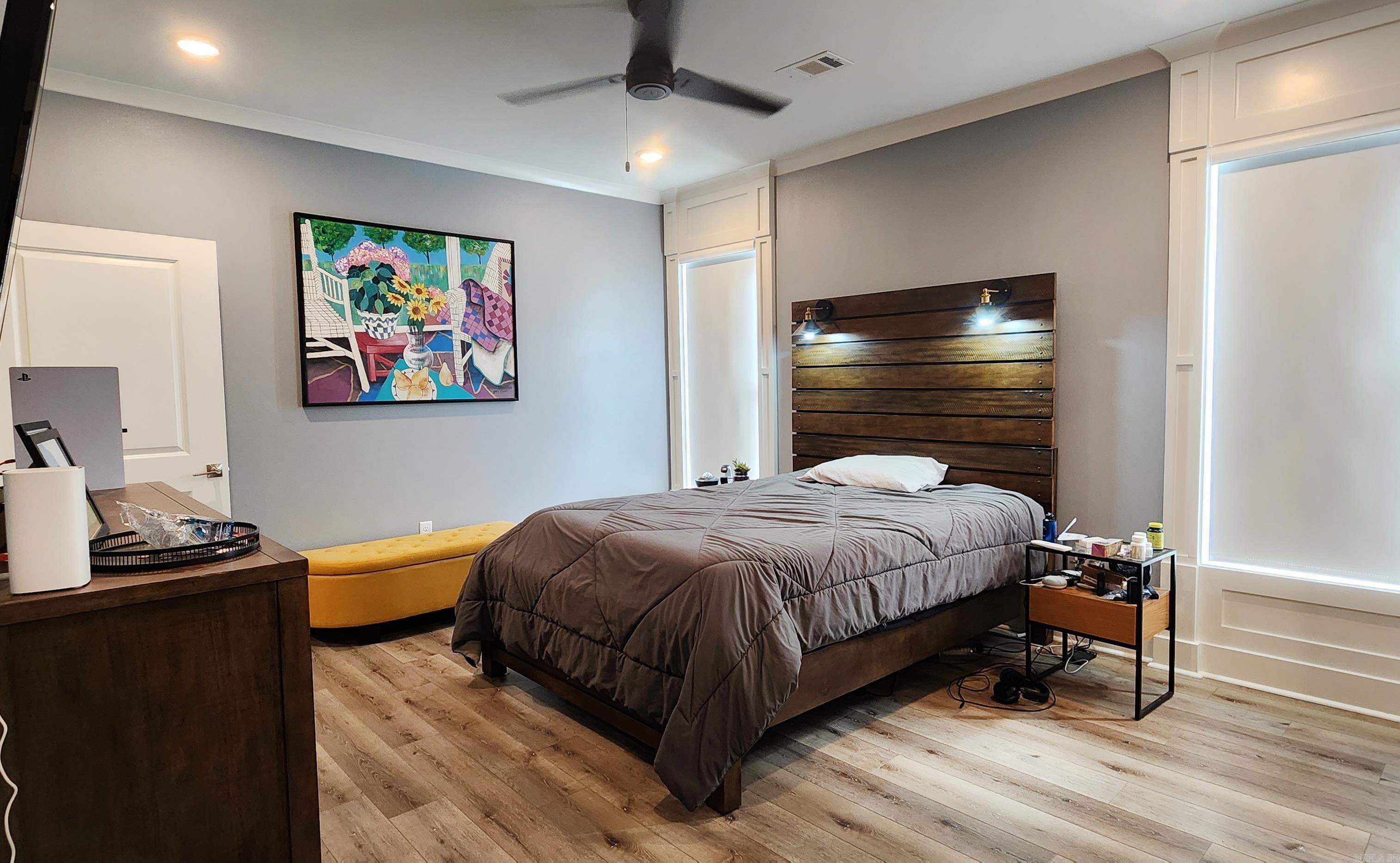 MIDTOWN BRYANT - Residential