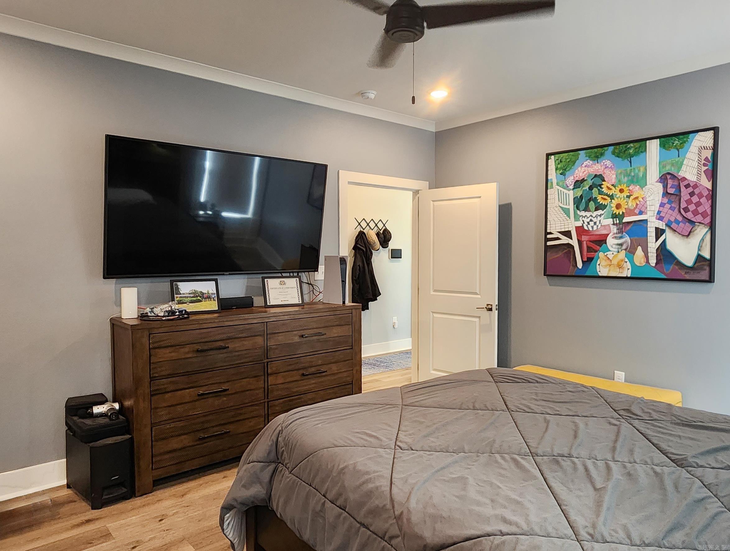 MIDTOWN BRYANT - Residential