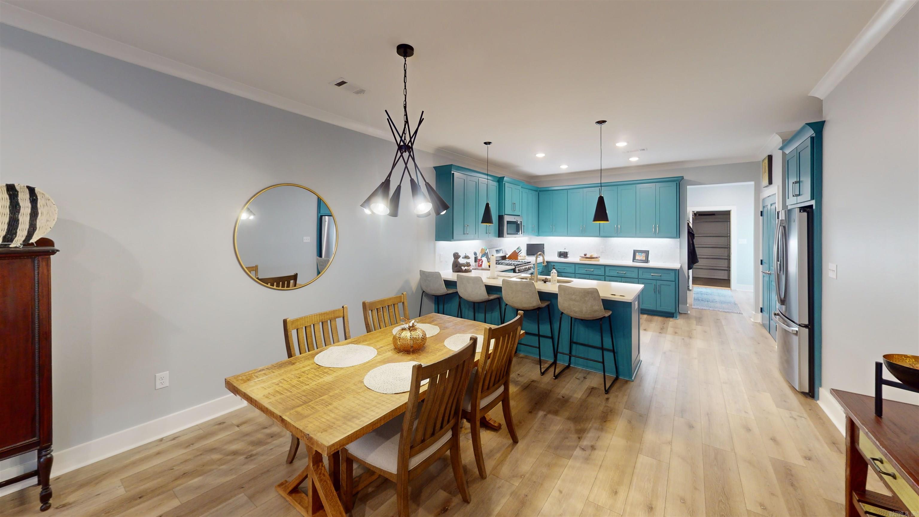 MIDTOWN BRYANT - Residential