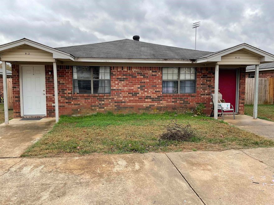 INVESTMENT OPPORTUNITY  Great LOCATION I can sell individually or all 7 of them . Greenbrier behind the high school .