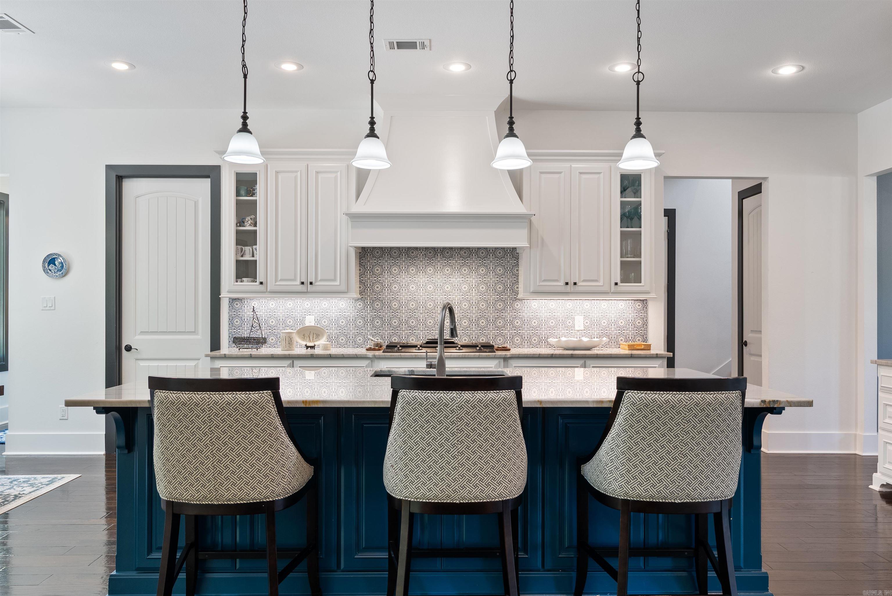 OAK CREEK SUB - Residential