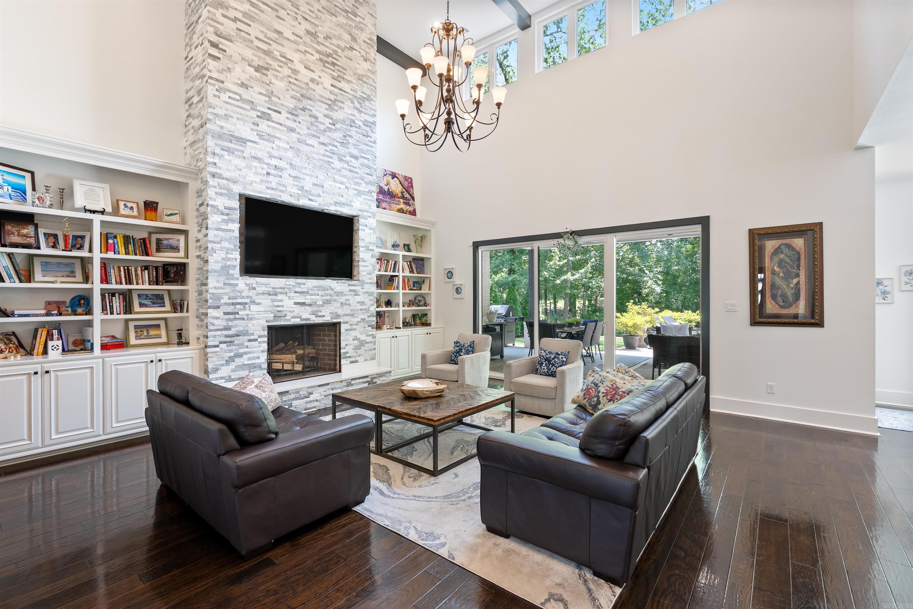 OAK CREEK SUB - Residential