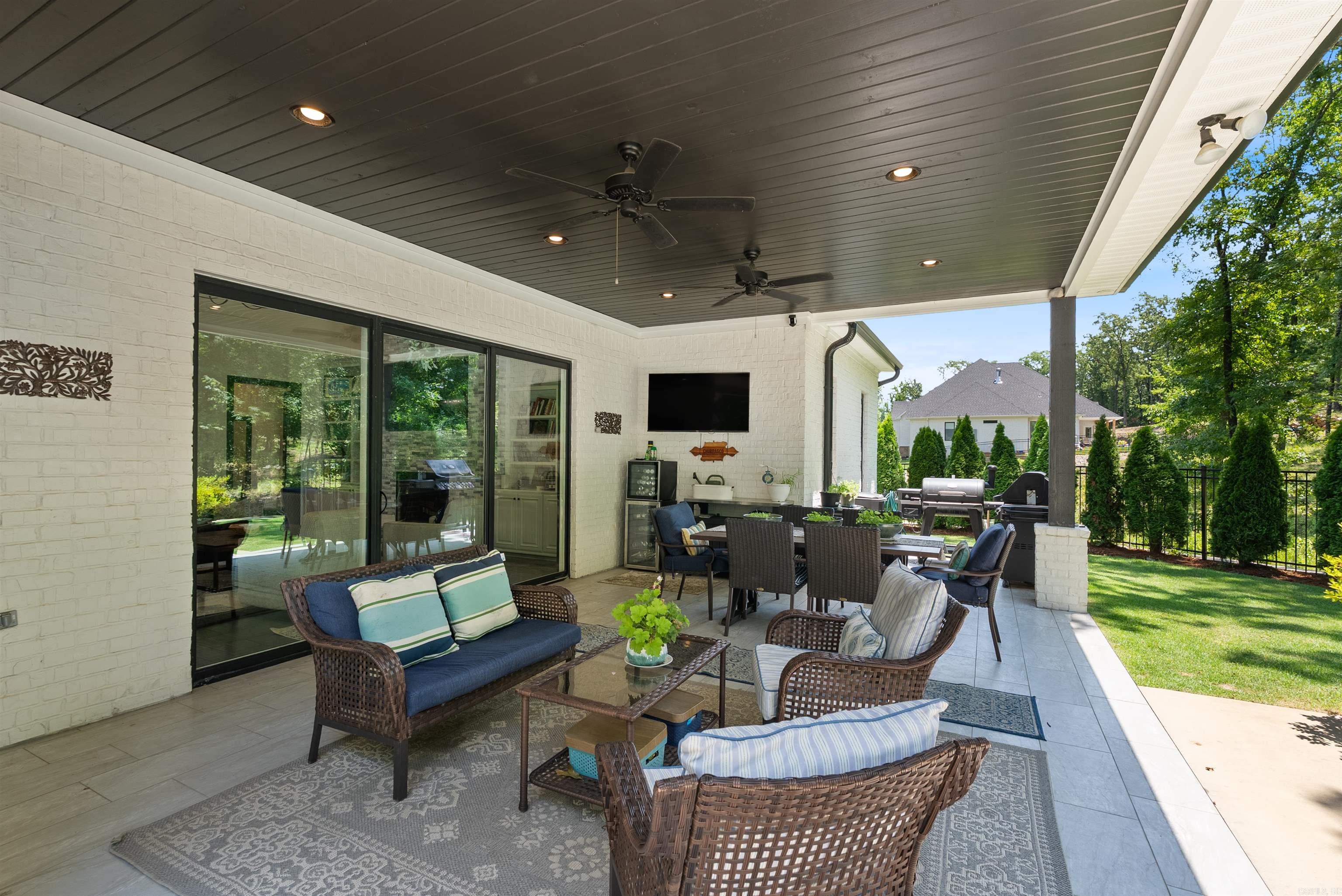 OAK CREEK SUB - Residential