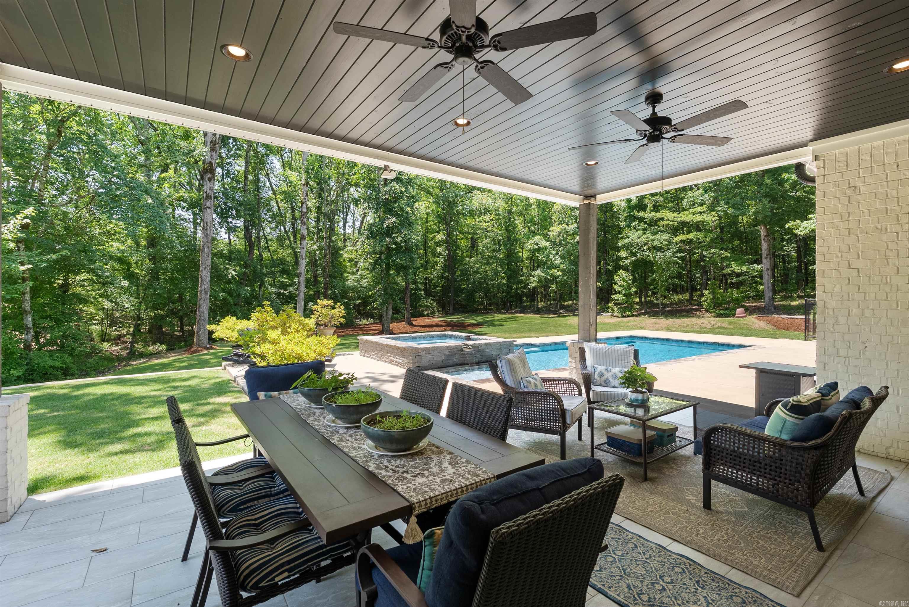 OAK CREEK SUB - Residential